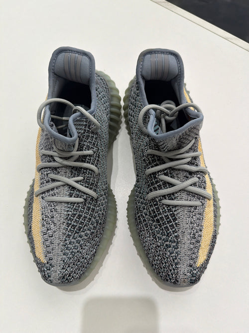 Adidas Yeezy Boost 350 V2 "Ash Blue" (NO BOX)