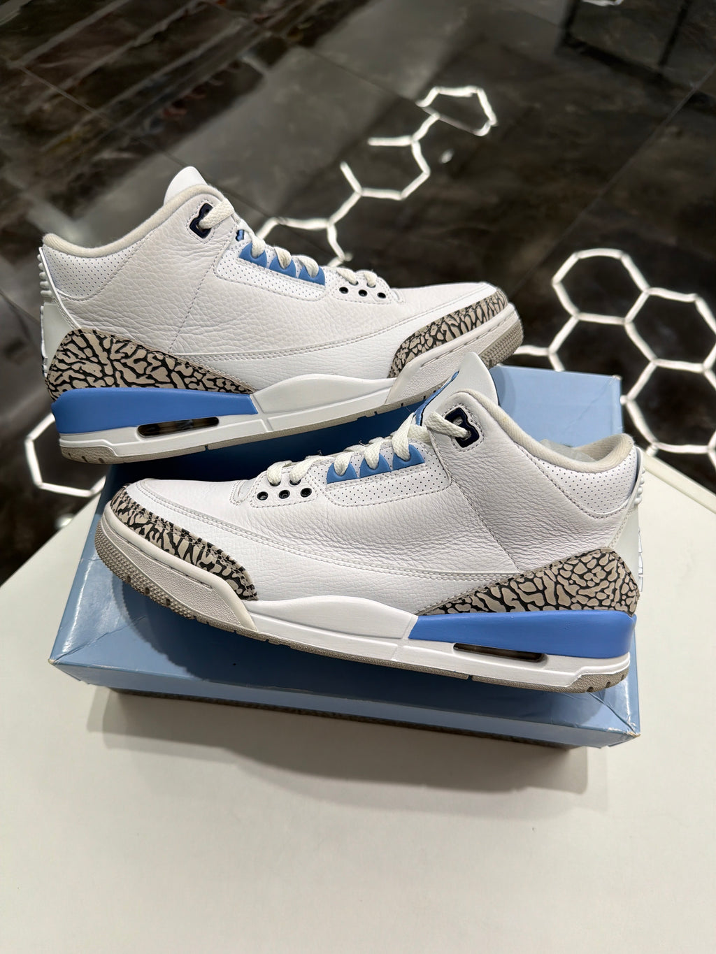 Jordan 3 Retro 'UNC' blue