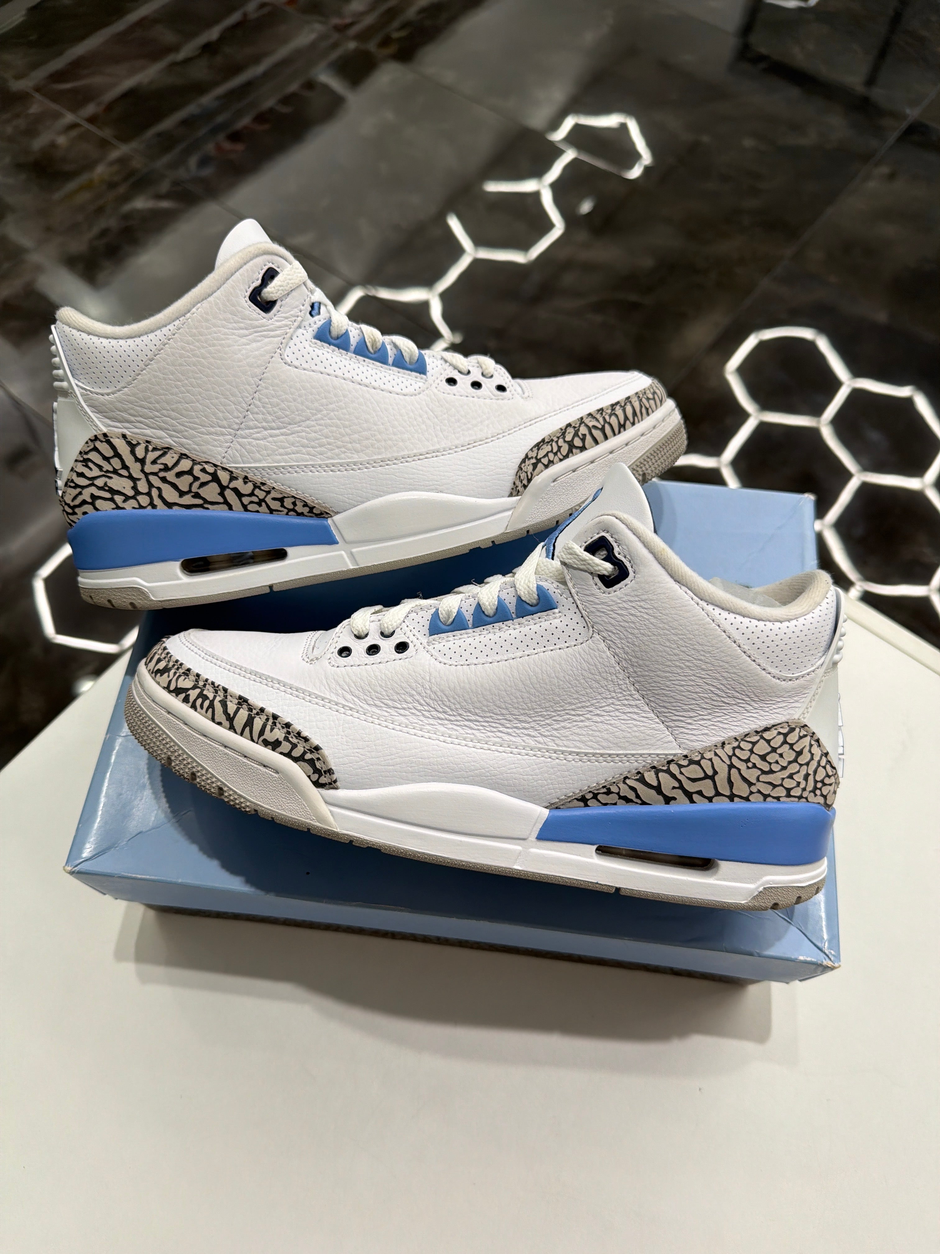 Jordan 3 Retro 'UNC' blue