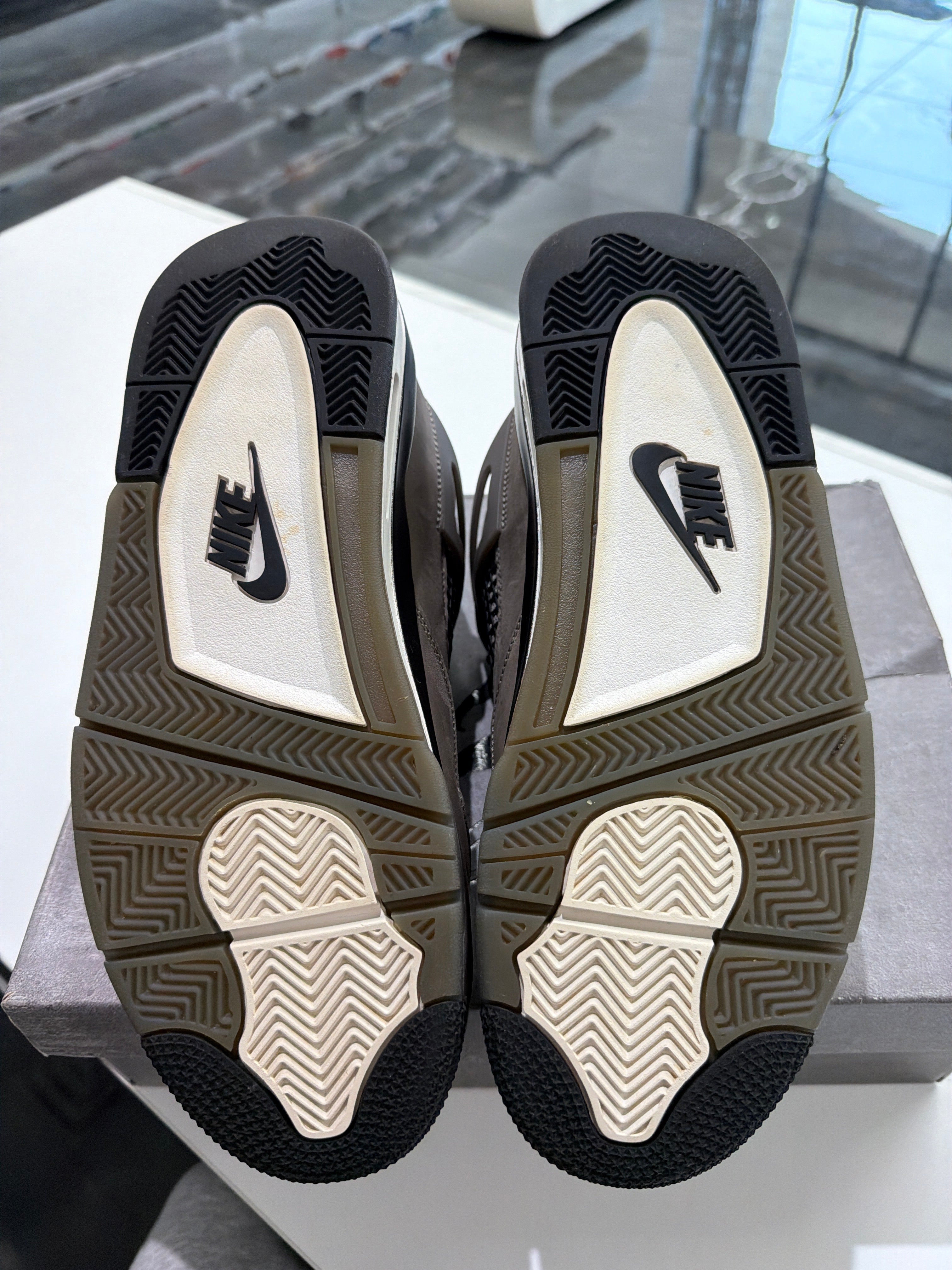 Jordan 4 cave stone