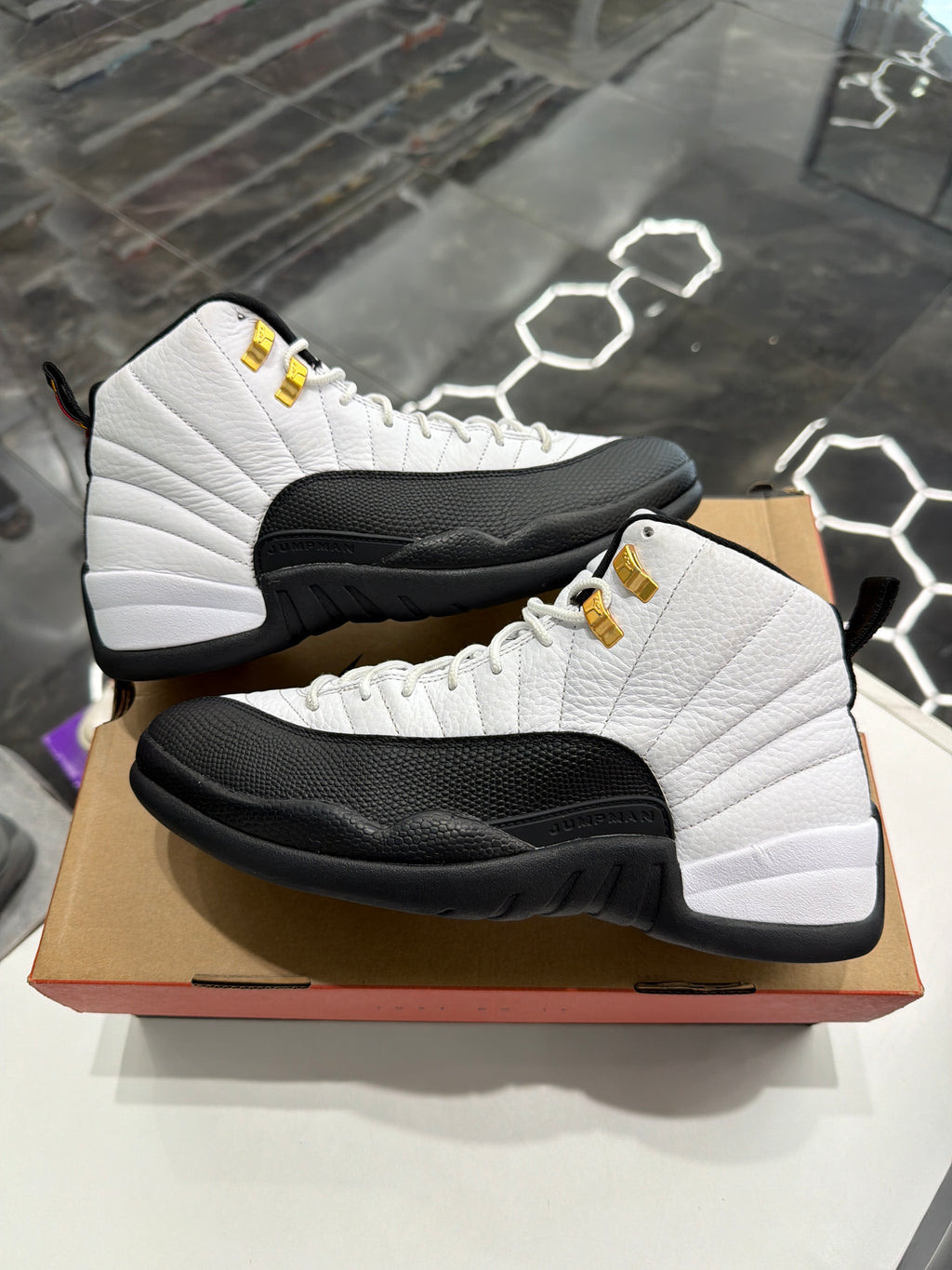 Jordan 12 taxi