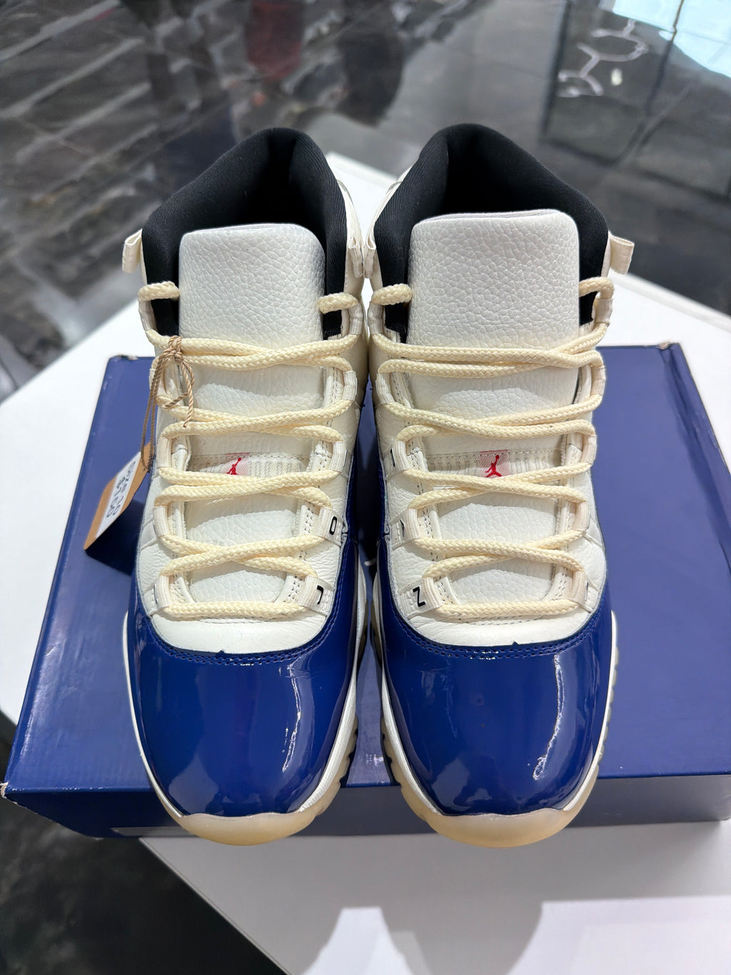 Jordan 11 Retro "Rare Air"