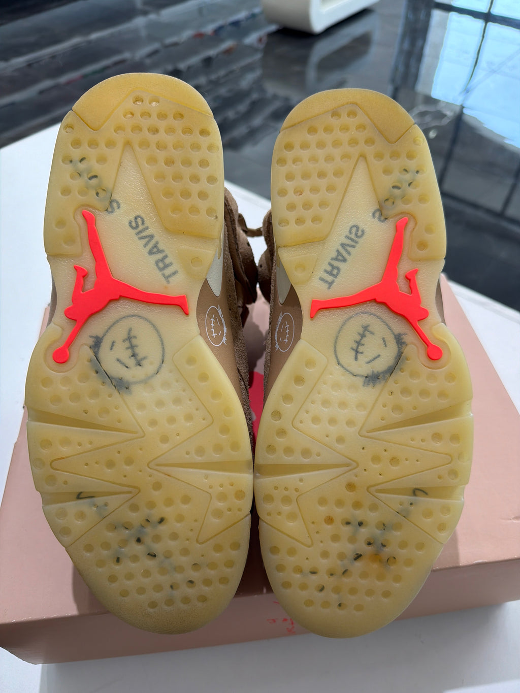 Jordan 6 Travis Scott British khaki