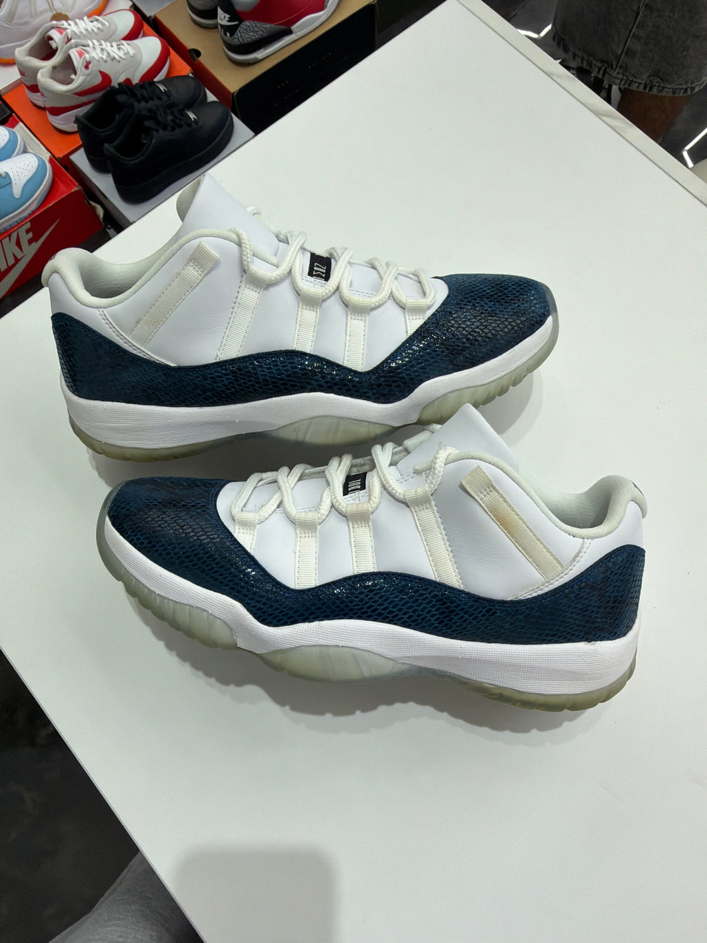 Jordan 11 Retro Low "Navy Snakeskin" (NO BOX)