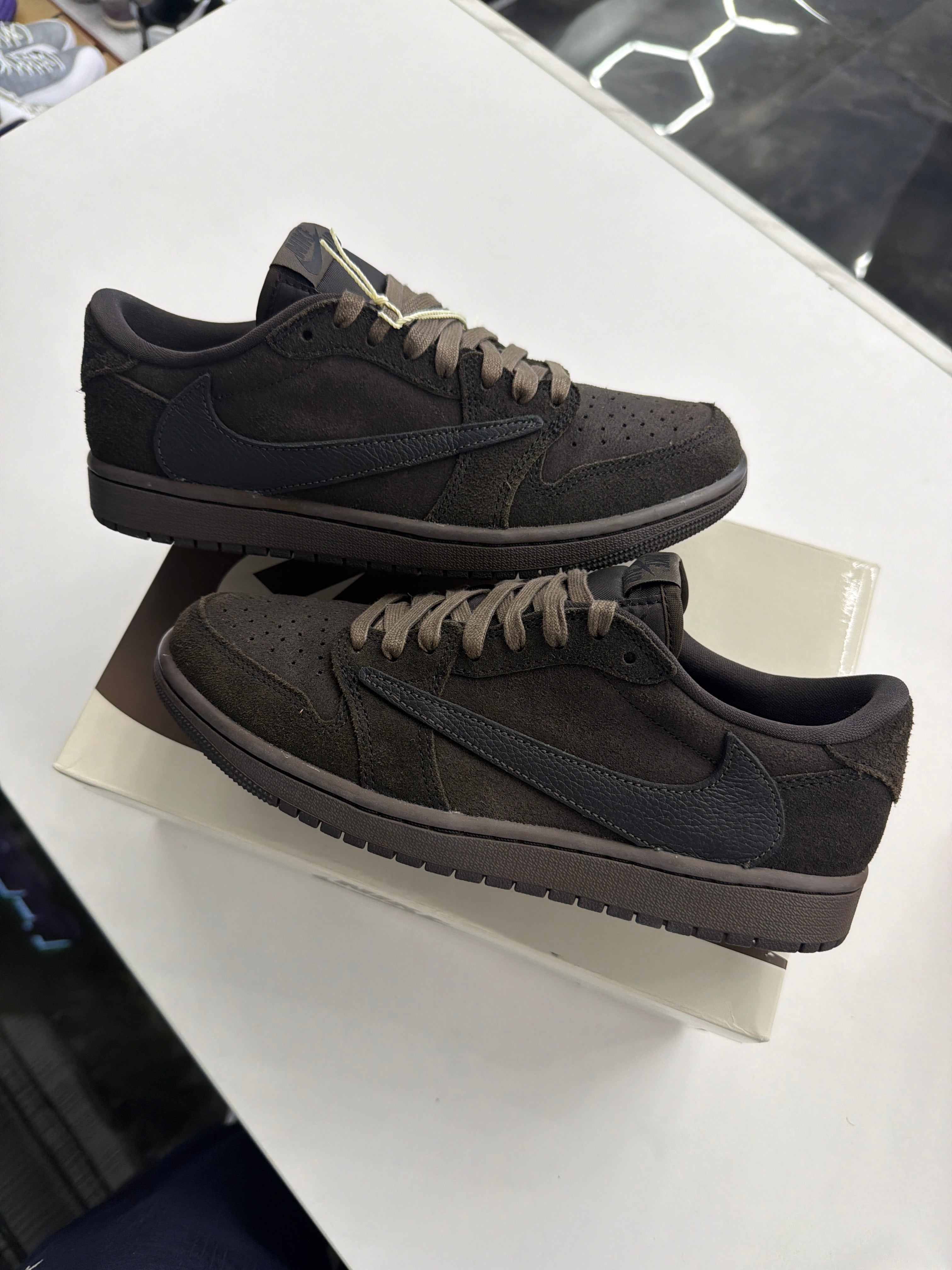 Travis Scott x Air Jordan 1 Retro Low OG SP "Velvet Brown"