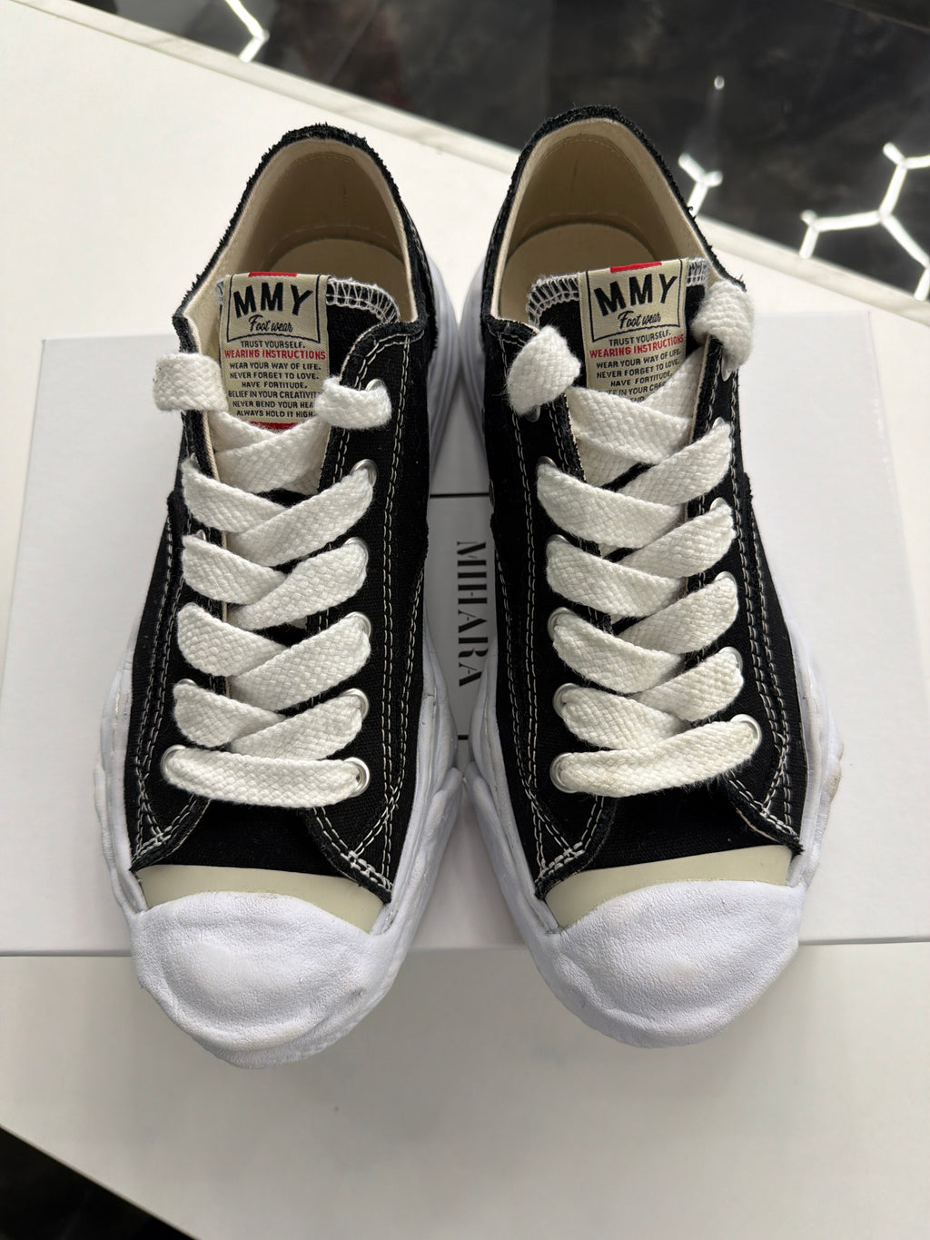 Maison Mihara Yasuhiro Hank