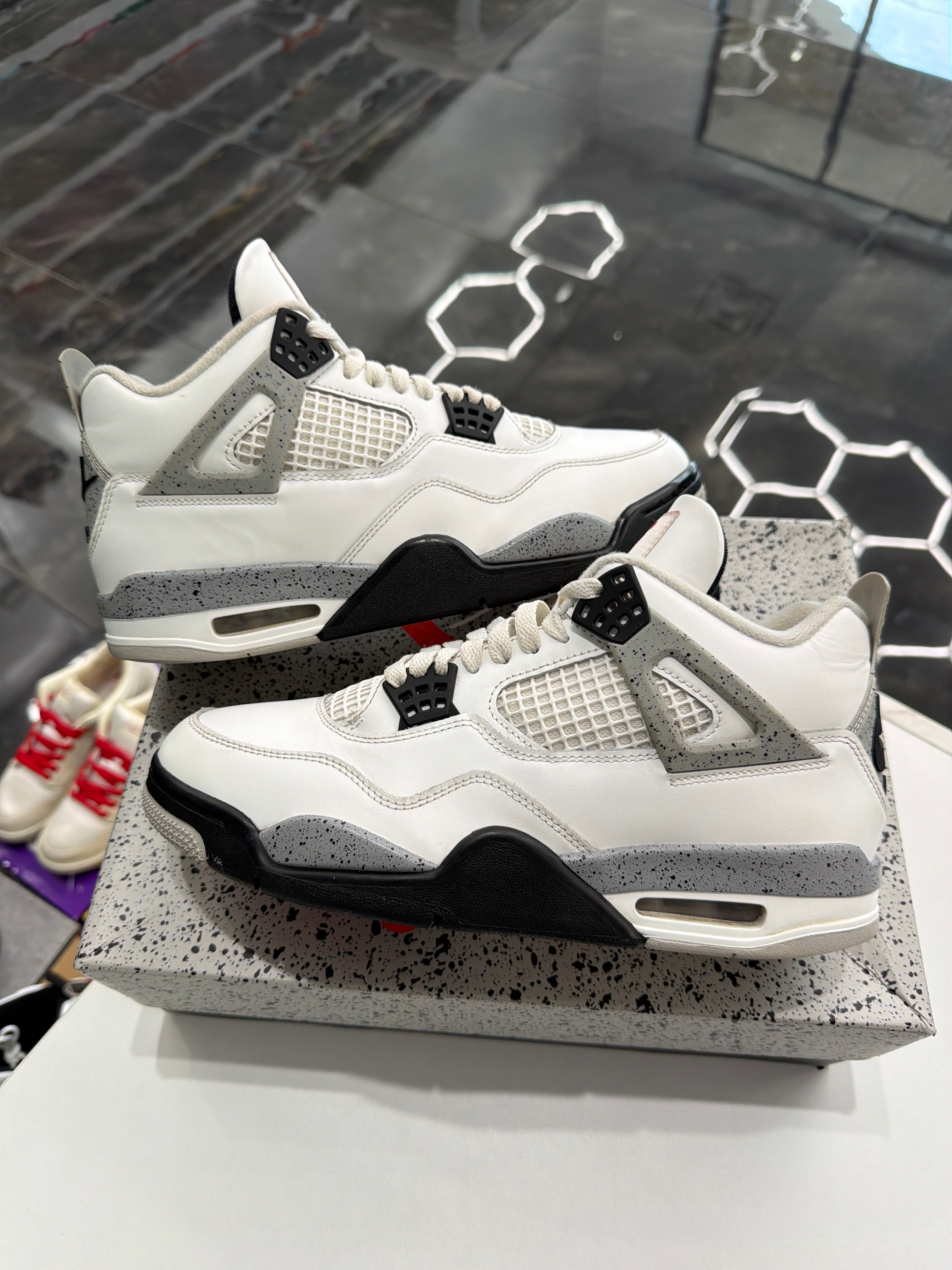 Jordan 4 white cement (REPLACEMENT BOX)
