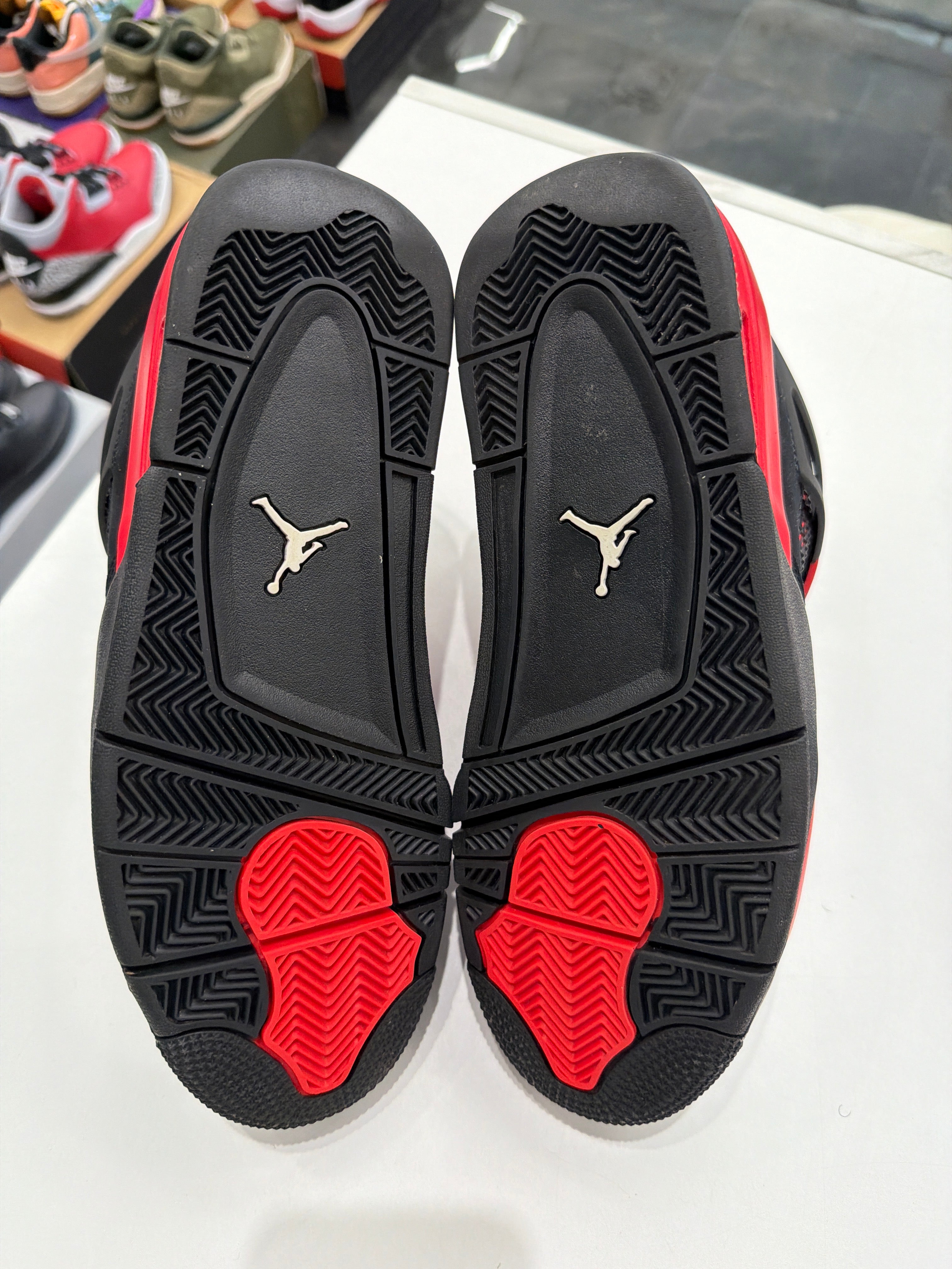 Jordan 4 retro red thunder (NO BOX)