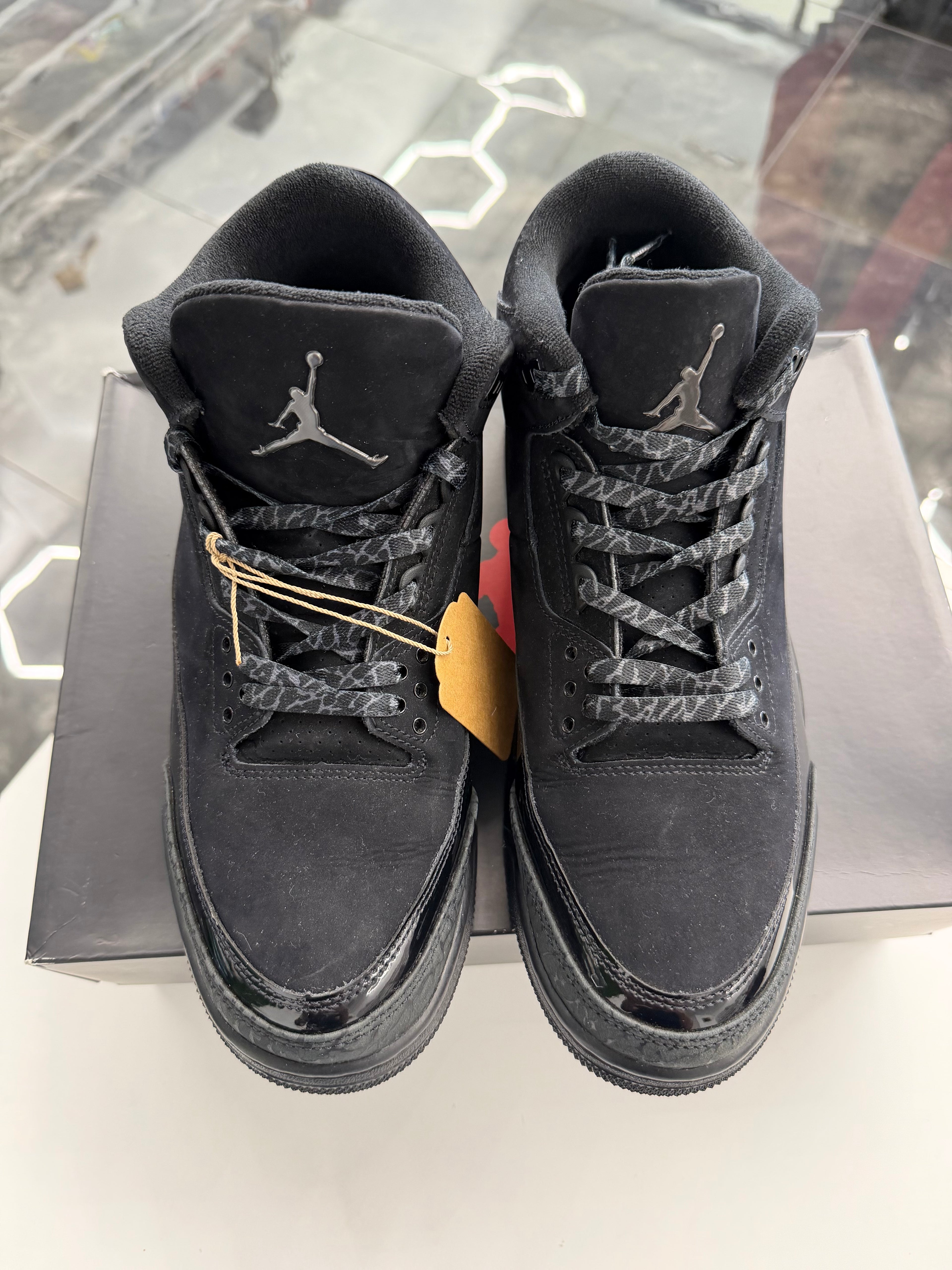 Jordan 3 Retro Black Cat (2025)