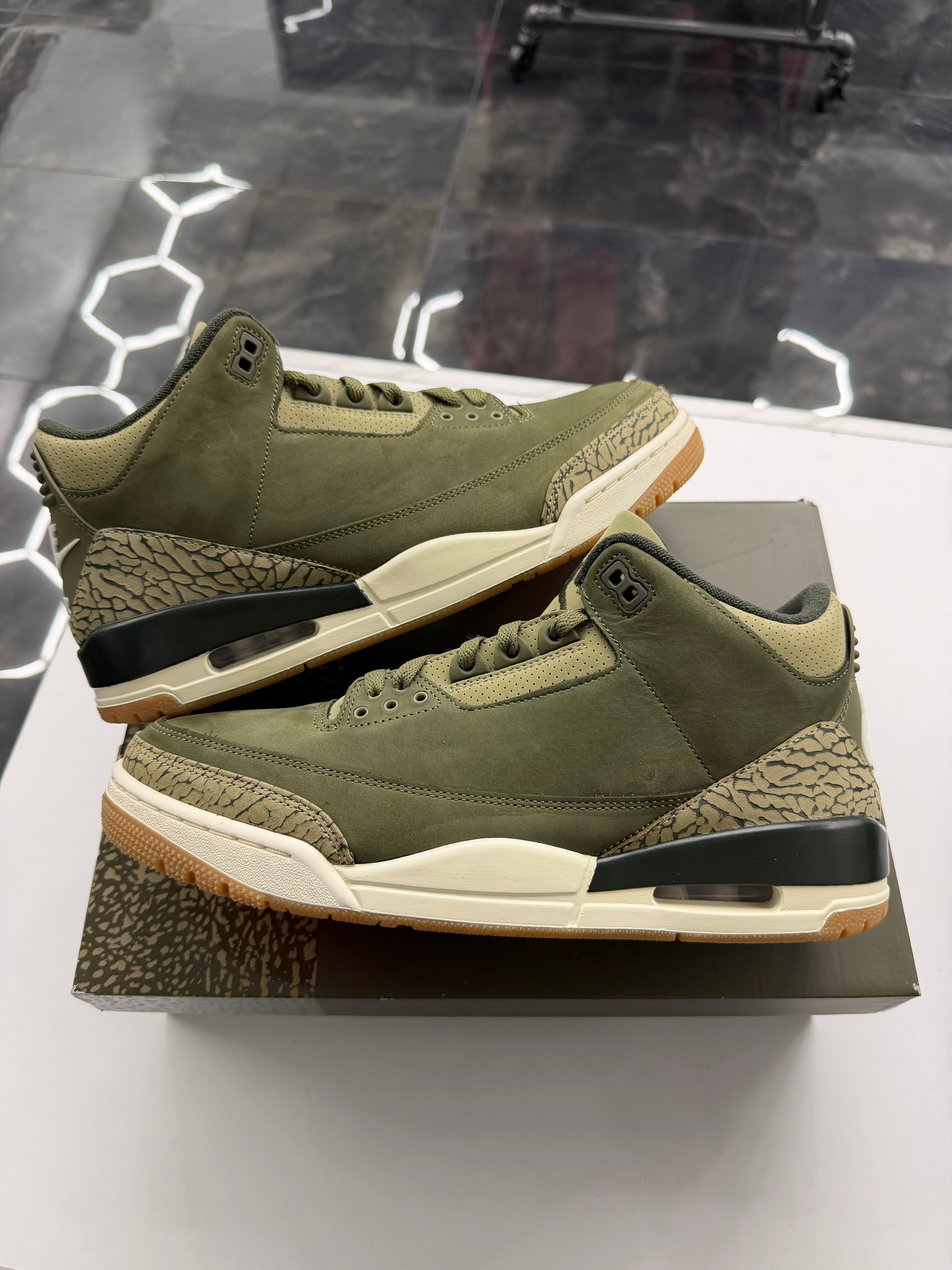 Jordan 3 Retro Family Affair