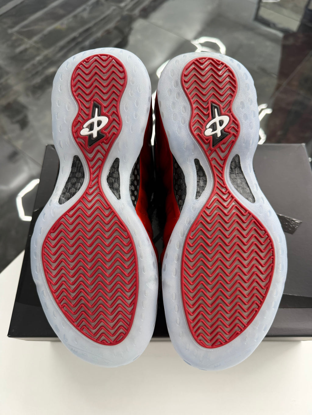 Nike Air Foamposite One Metallic Red (2023)