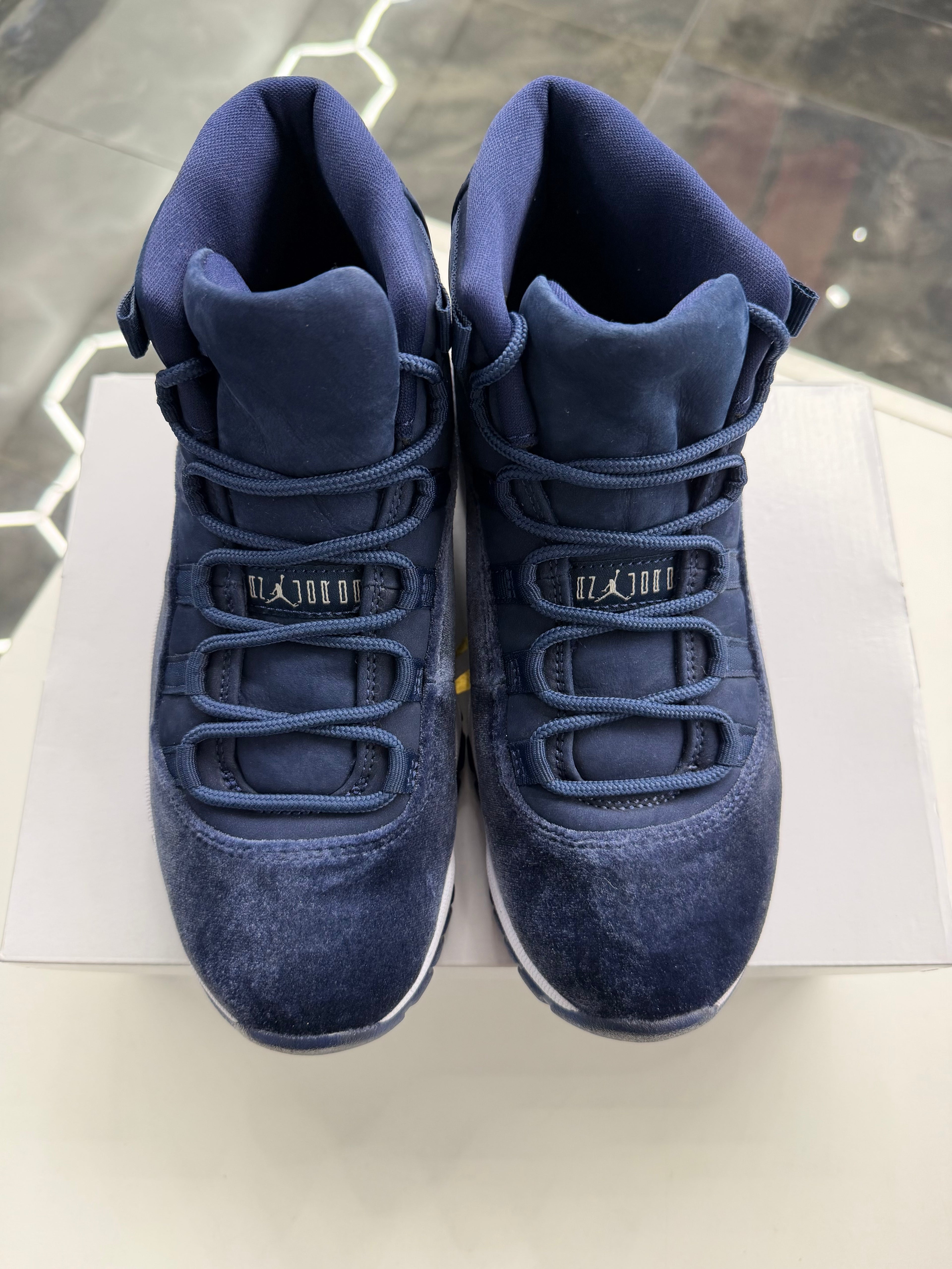 Jordan 11 Retro Midnight Navy (Women’s)