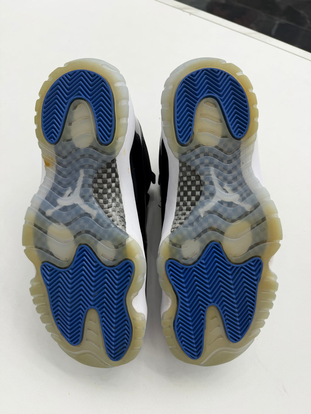 Jordan 11 Retro Low Space Jam (NO BOX)