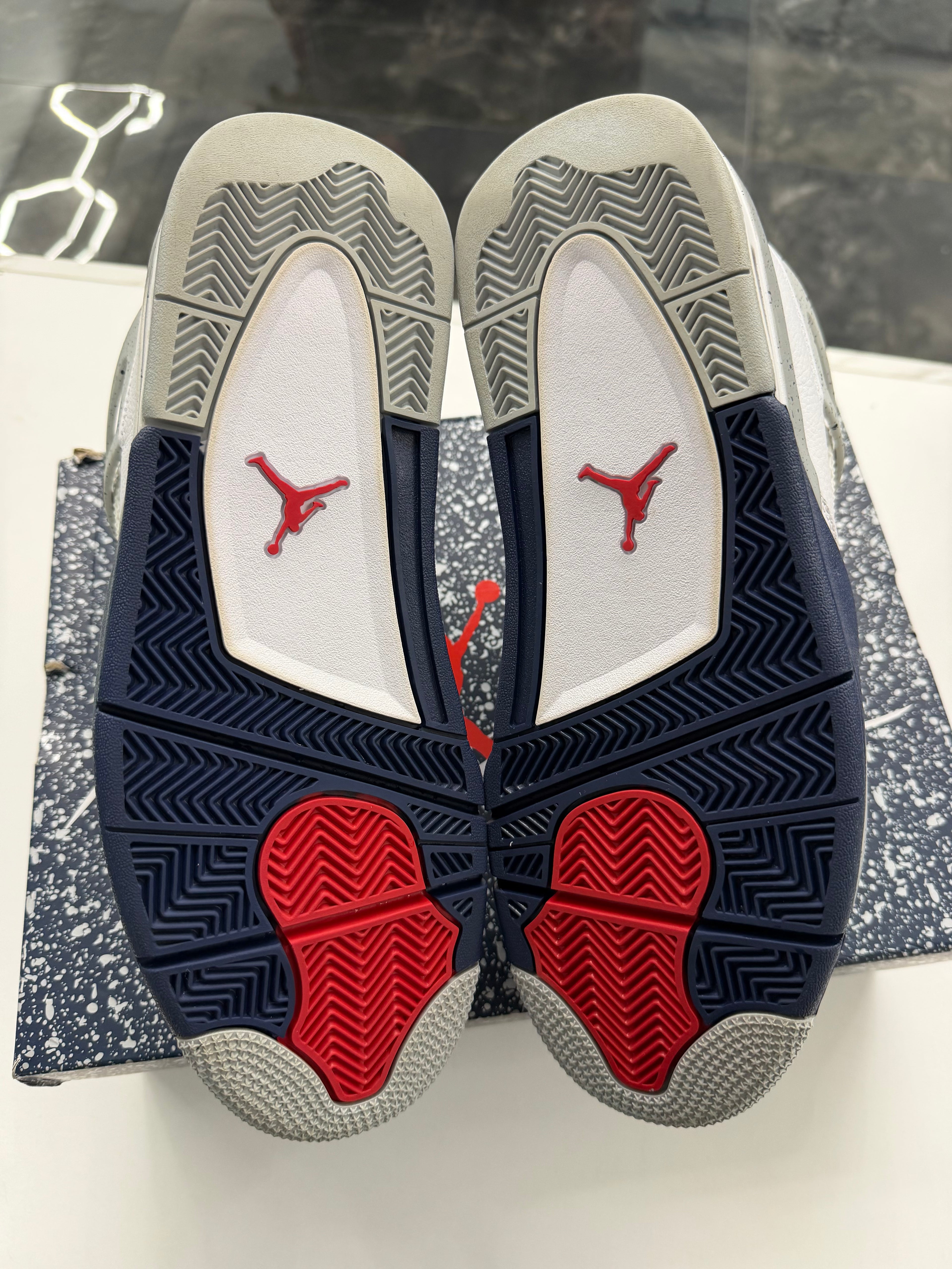 Jordan 4 Retro Midnight Navy