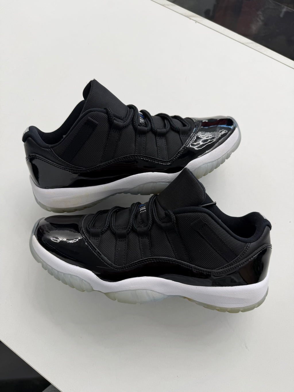 Jordan 11 Retro Low Space Jam (NO BOX)