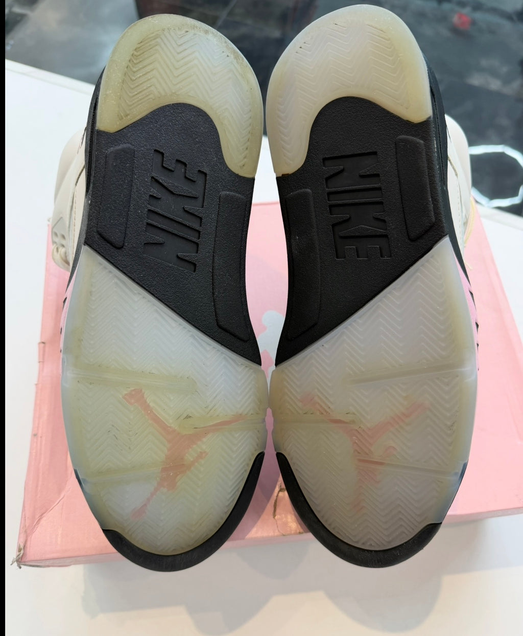 Jordan 5 Retro Medium Soft Pink