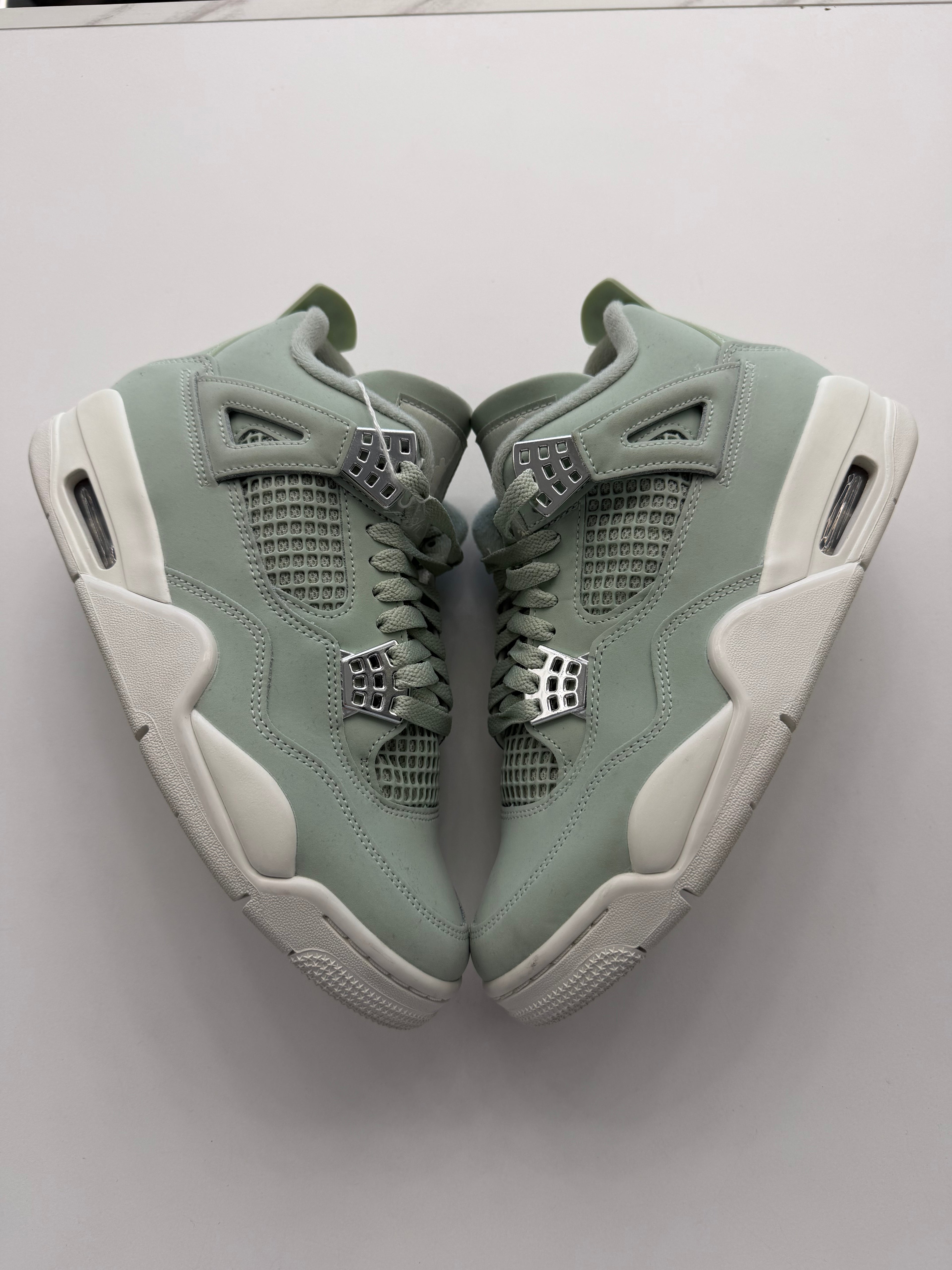 Jordan 4 Retro Seafoam (NO BOX)