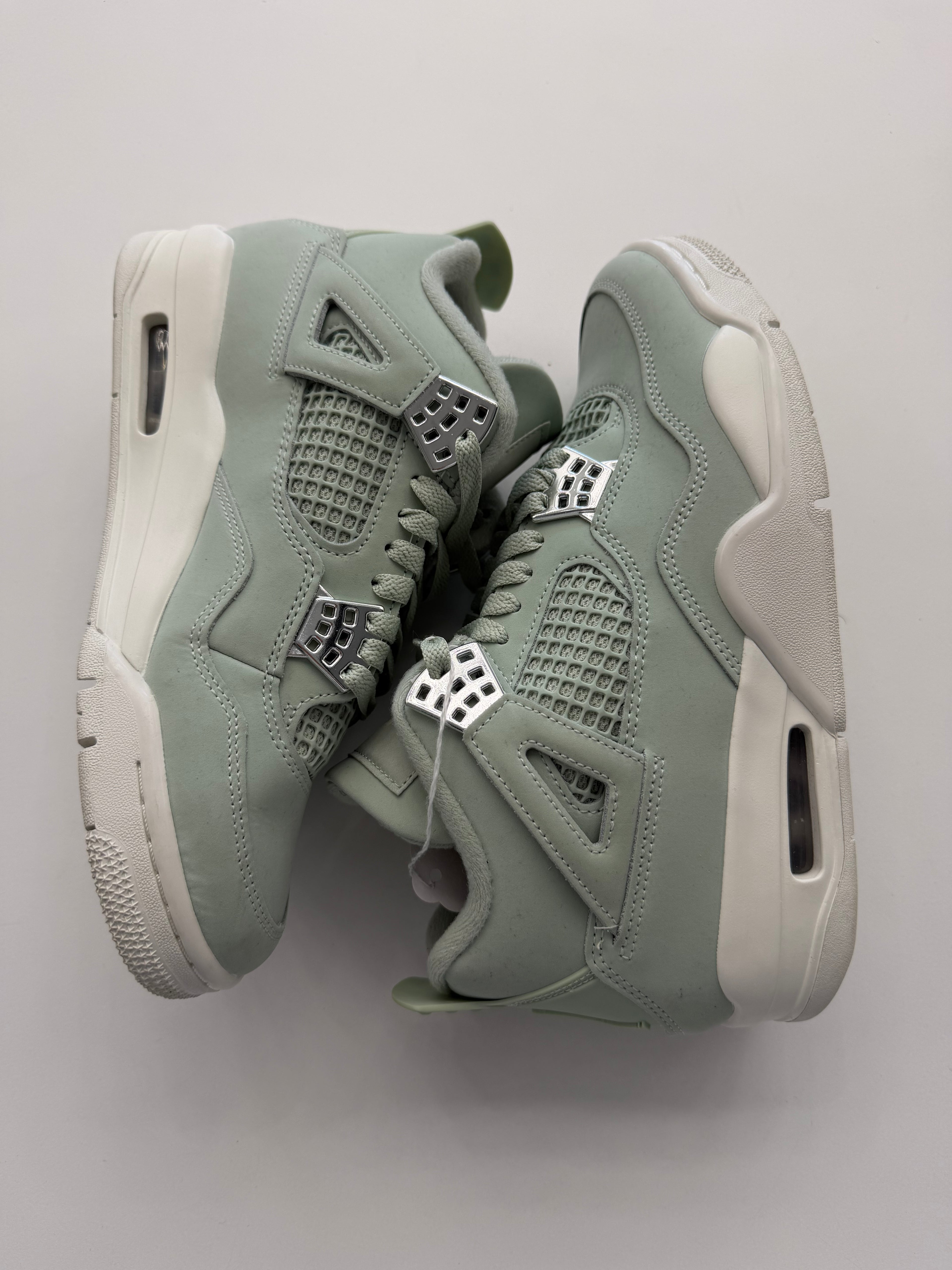 Jordan 4 Retro Seafoam (NO BOX)