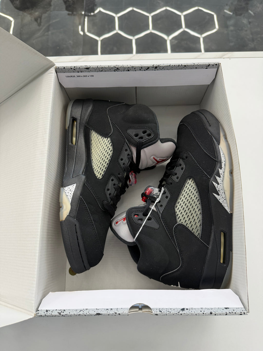 Jordan 5 Black Metallic (2016)
