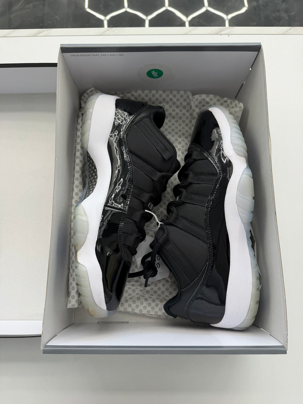 Jordan 11 Retro Low Space Jam