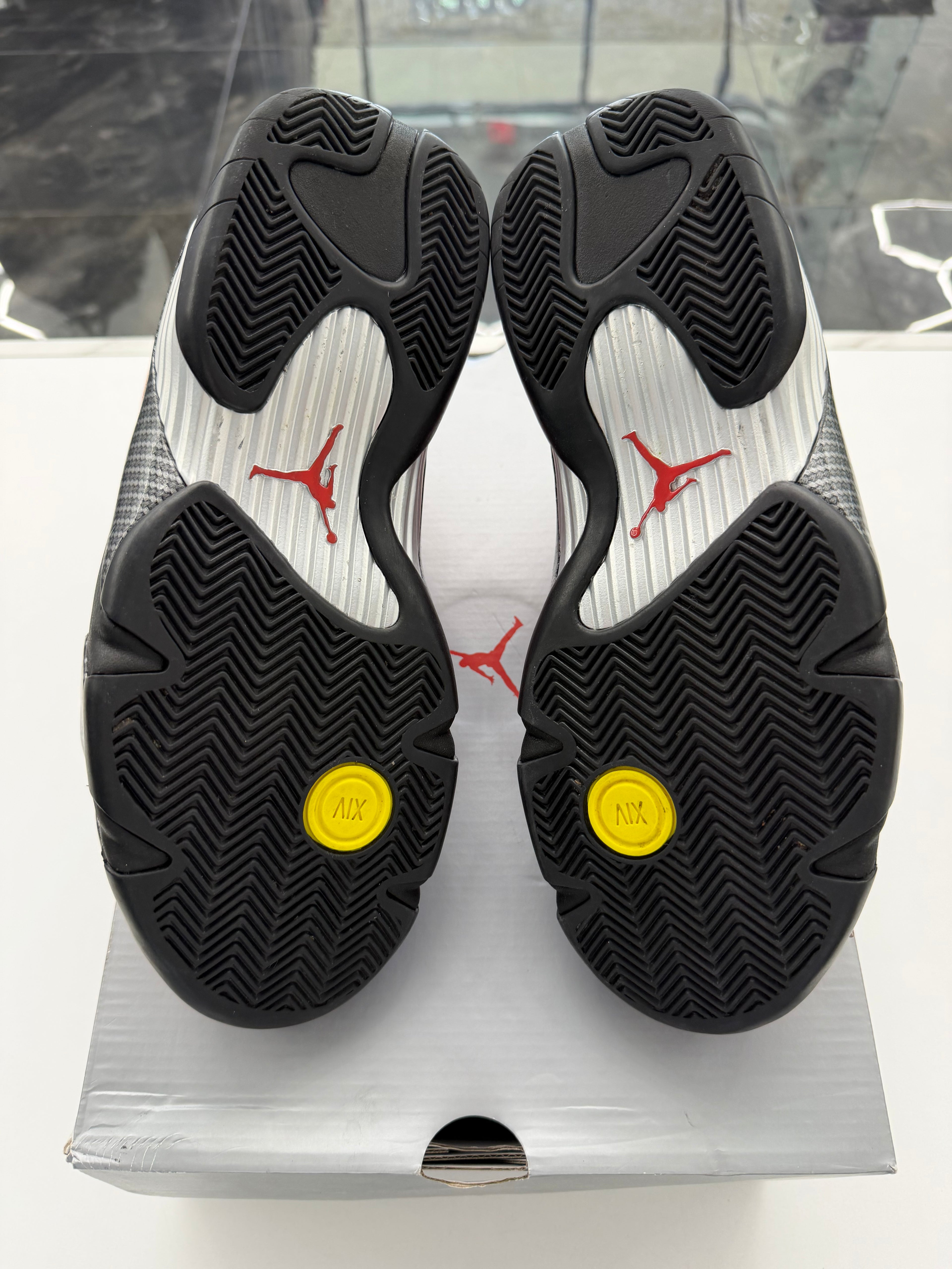 Jordan 14 Retro Ferrari (2025)