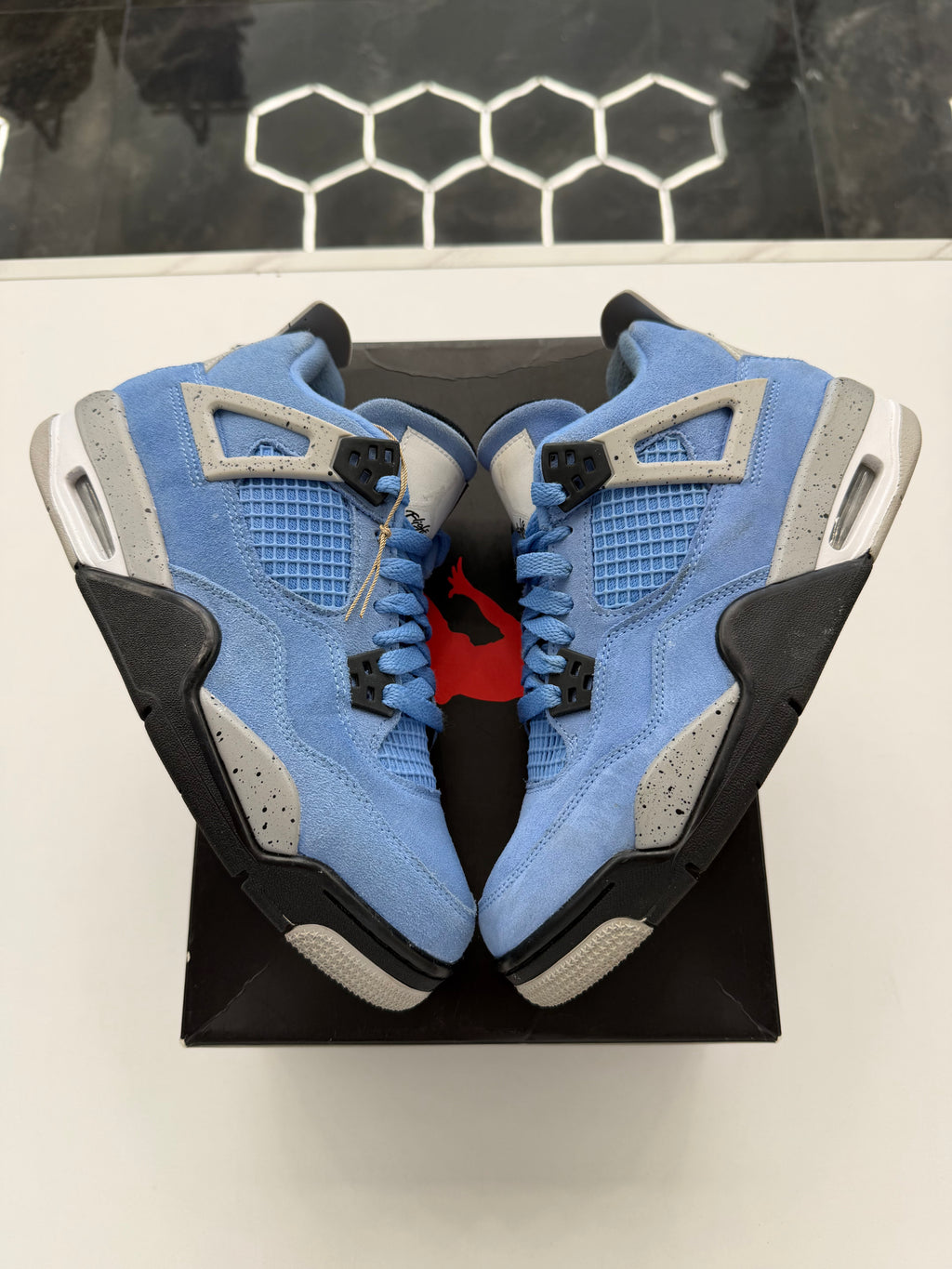 Jordan 4 Retro University Blue (GS)