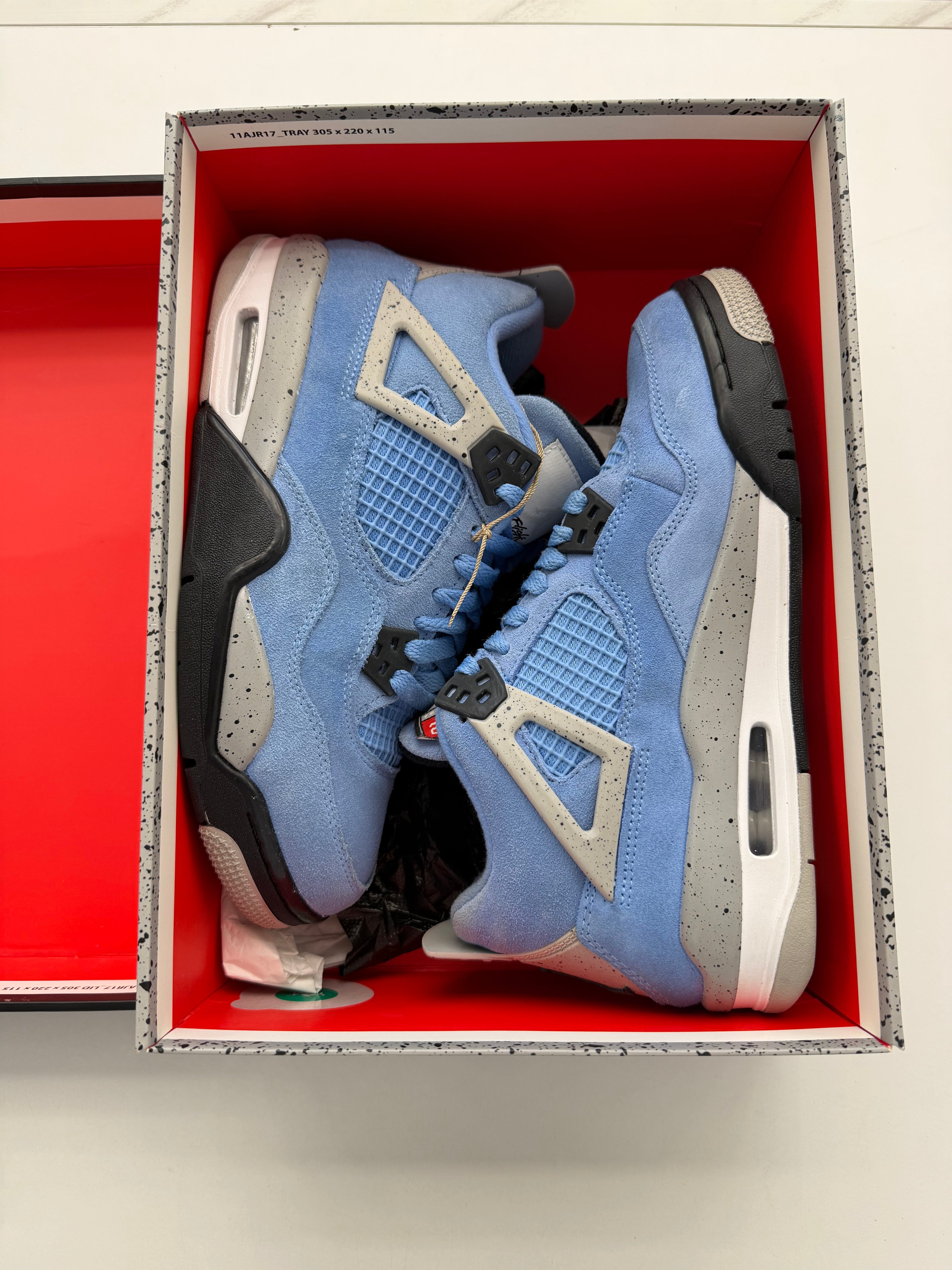 Jordan 4 Retro University Blue (GS)