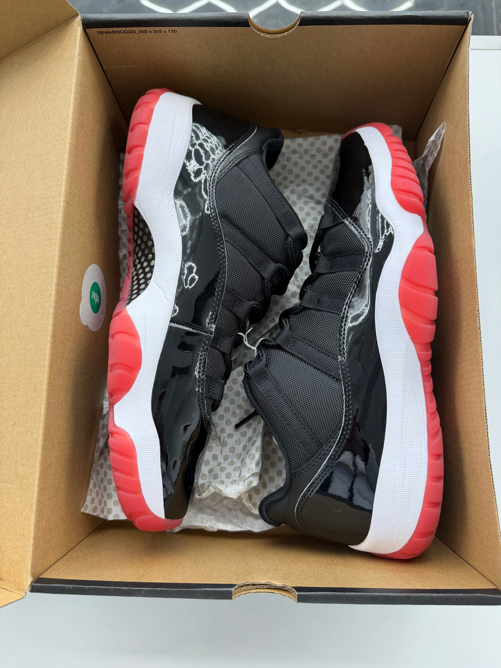 Jordan 11 Retro Low Bred (2025)