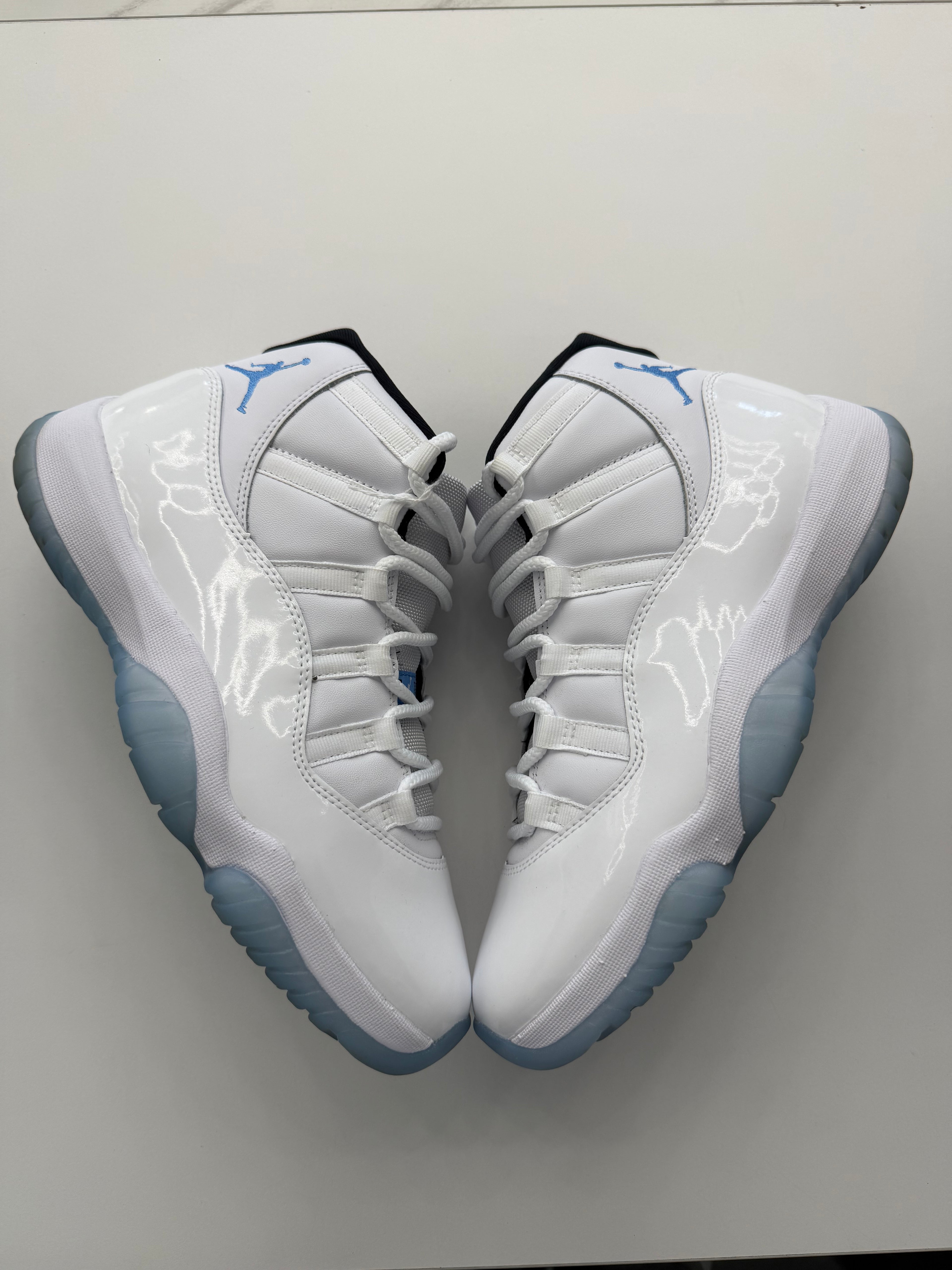 Jordan 11 Retro Legend Blue (NO BOX)