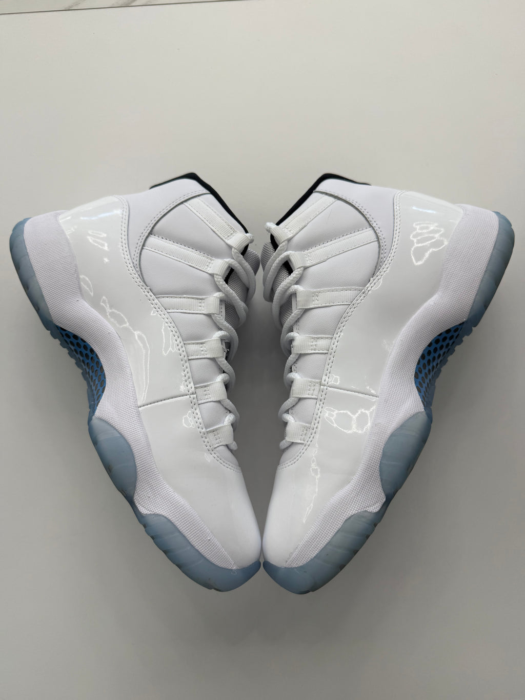 Jordan 11 Retro Legend Blue (NO BOX)