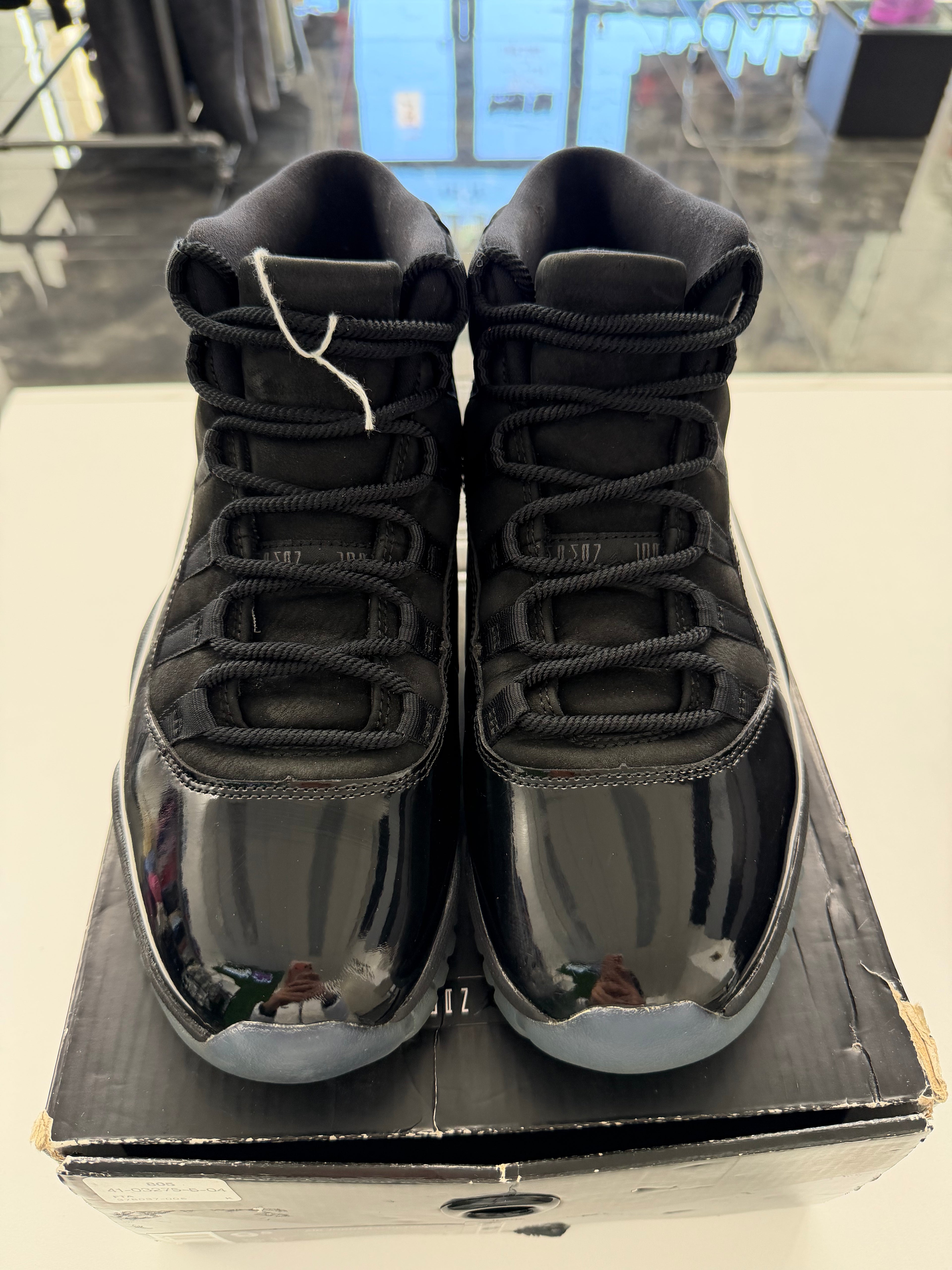 Jordan 11 Retro Cap And Gown