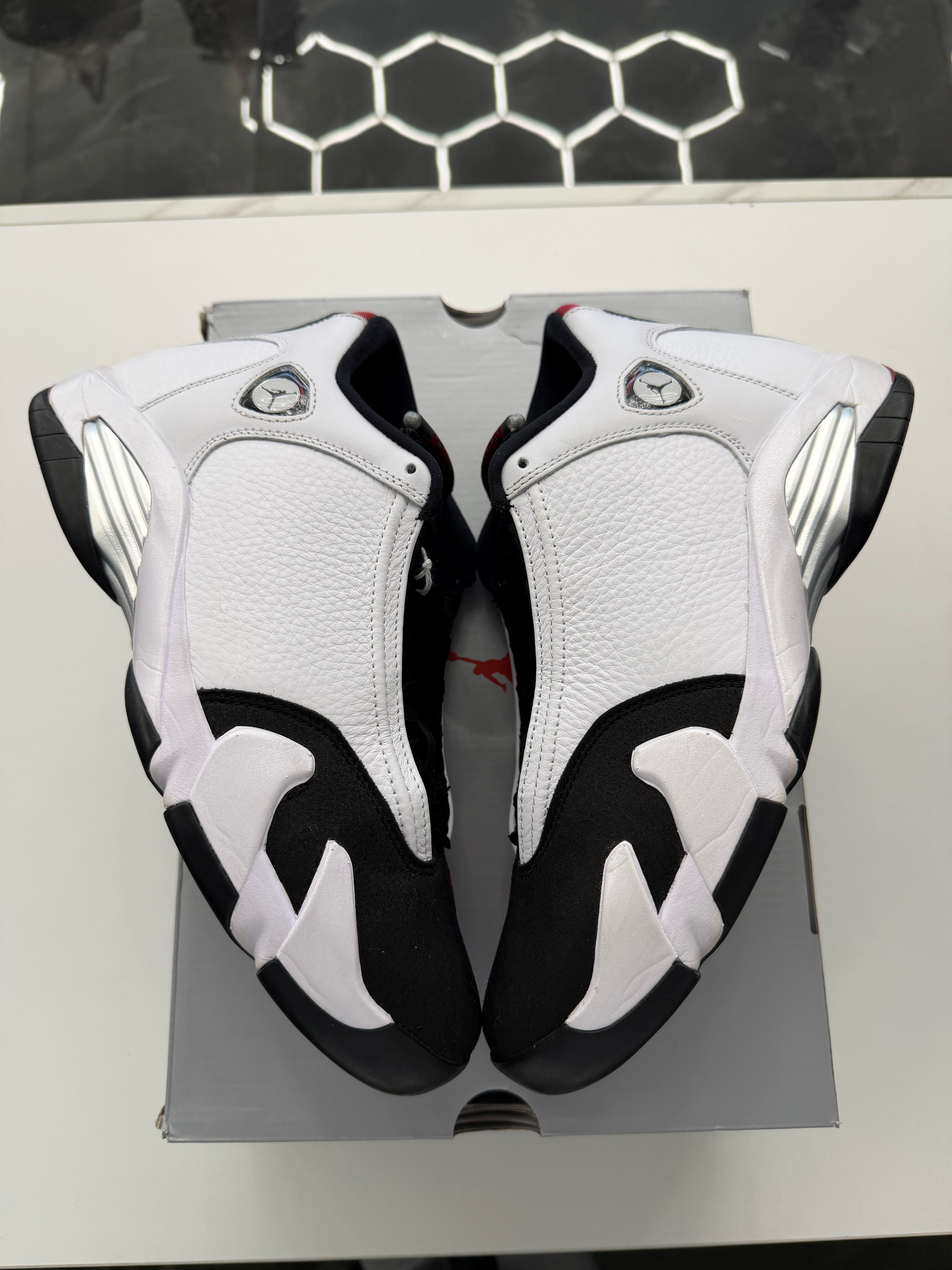Jordan 14 Retro Black Toe (2024)