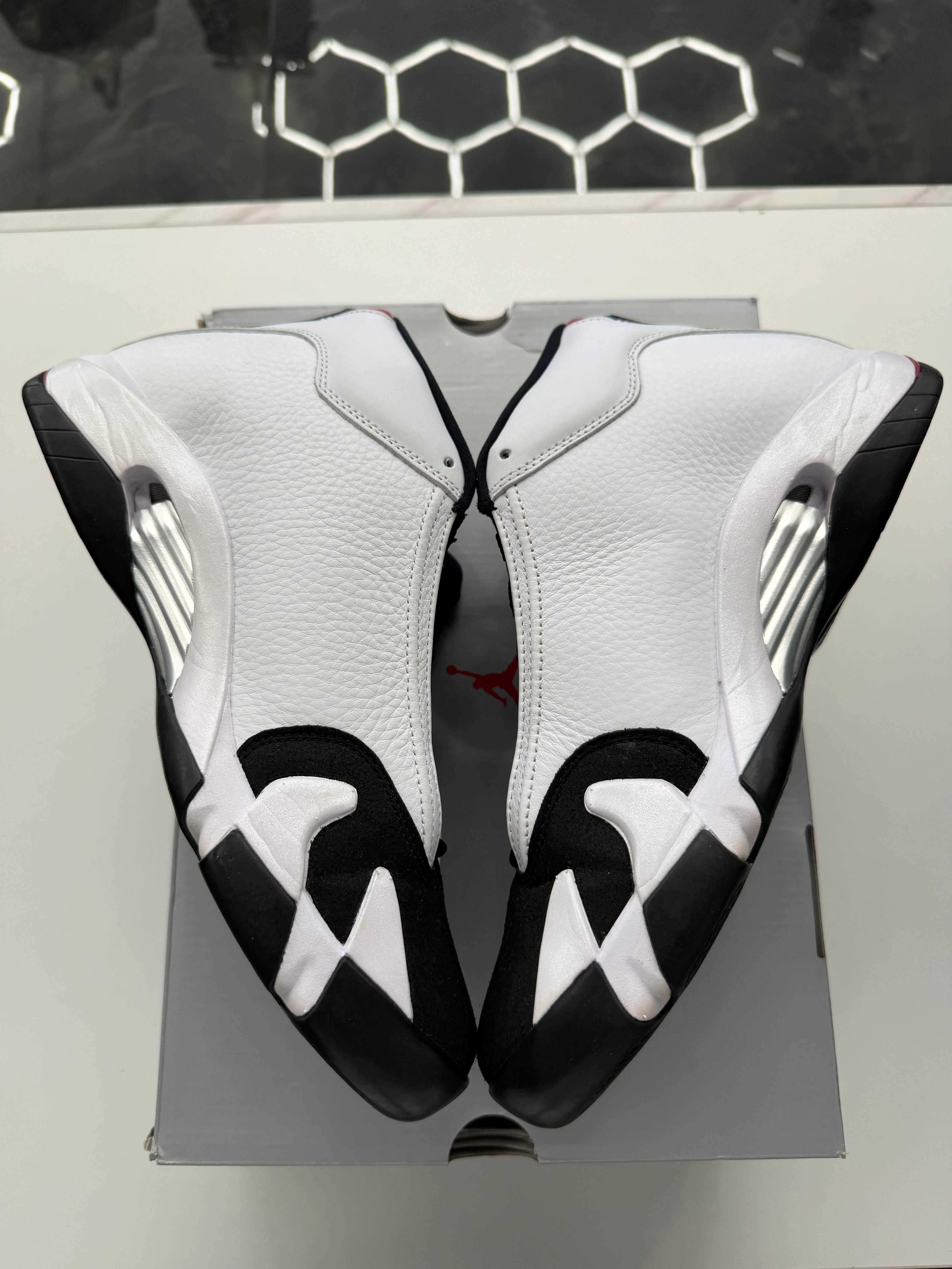Jordan 14 Retro Black Toe (2024)