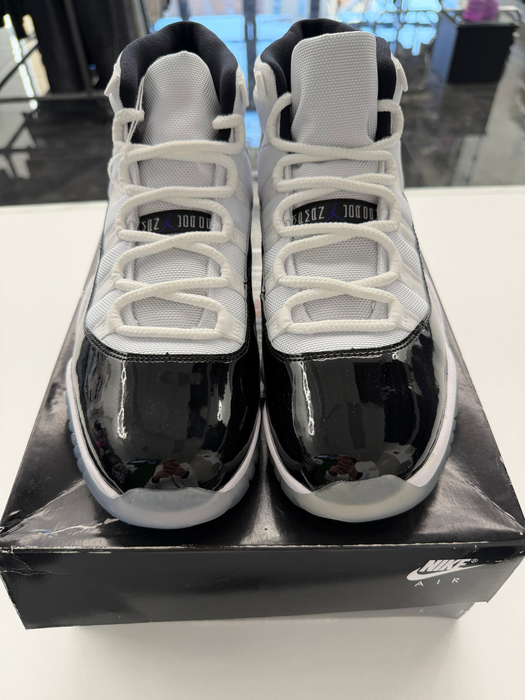 Jordan 11 Retro Concord (2018)