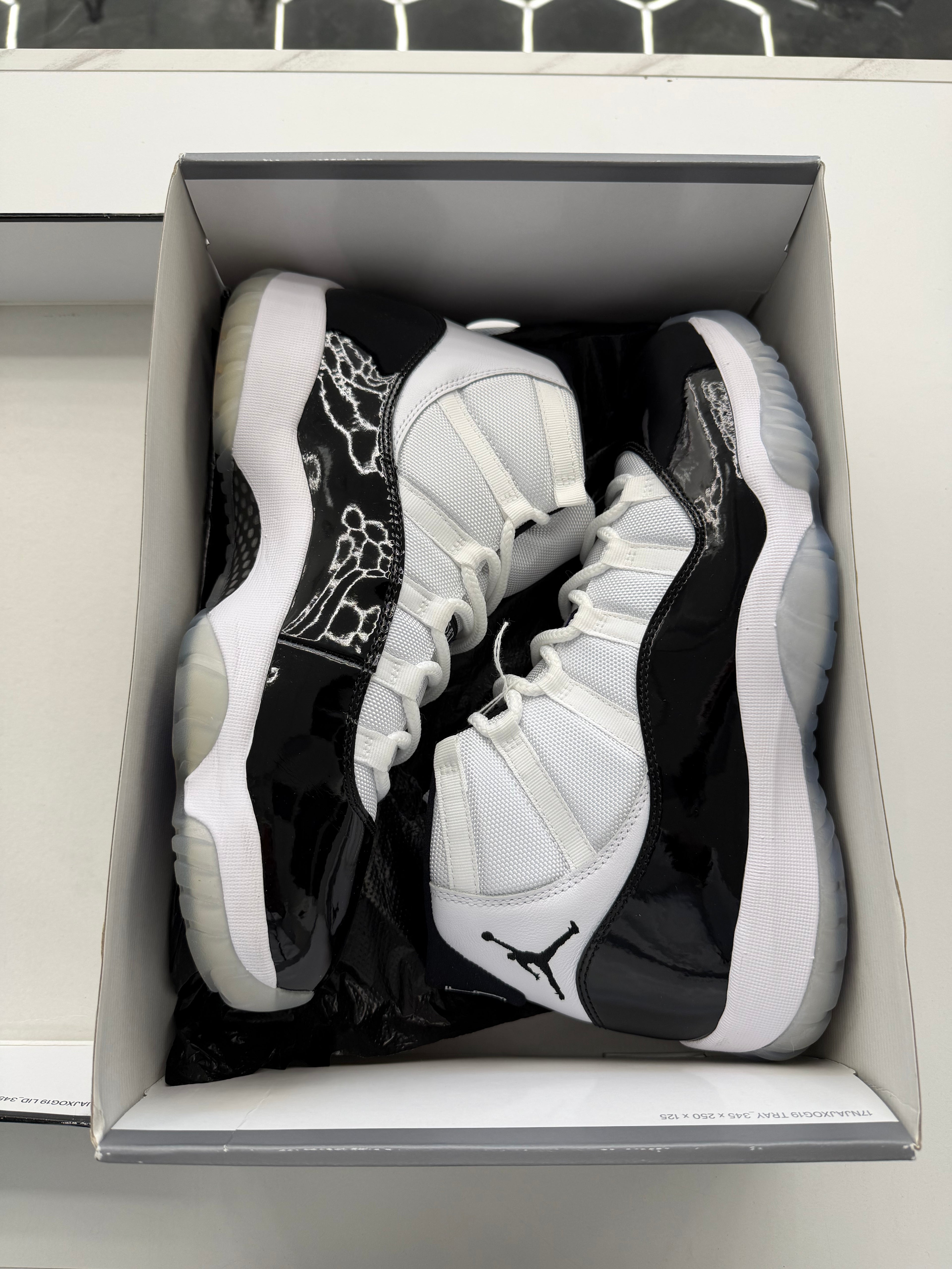 Jordan 11 Retro Concord (2018)