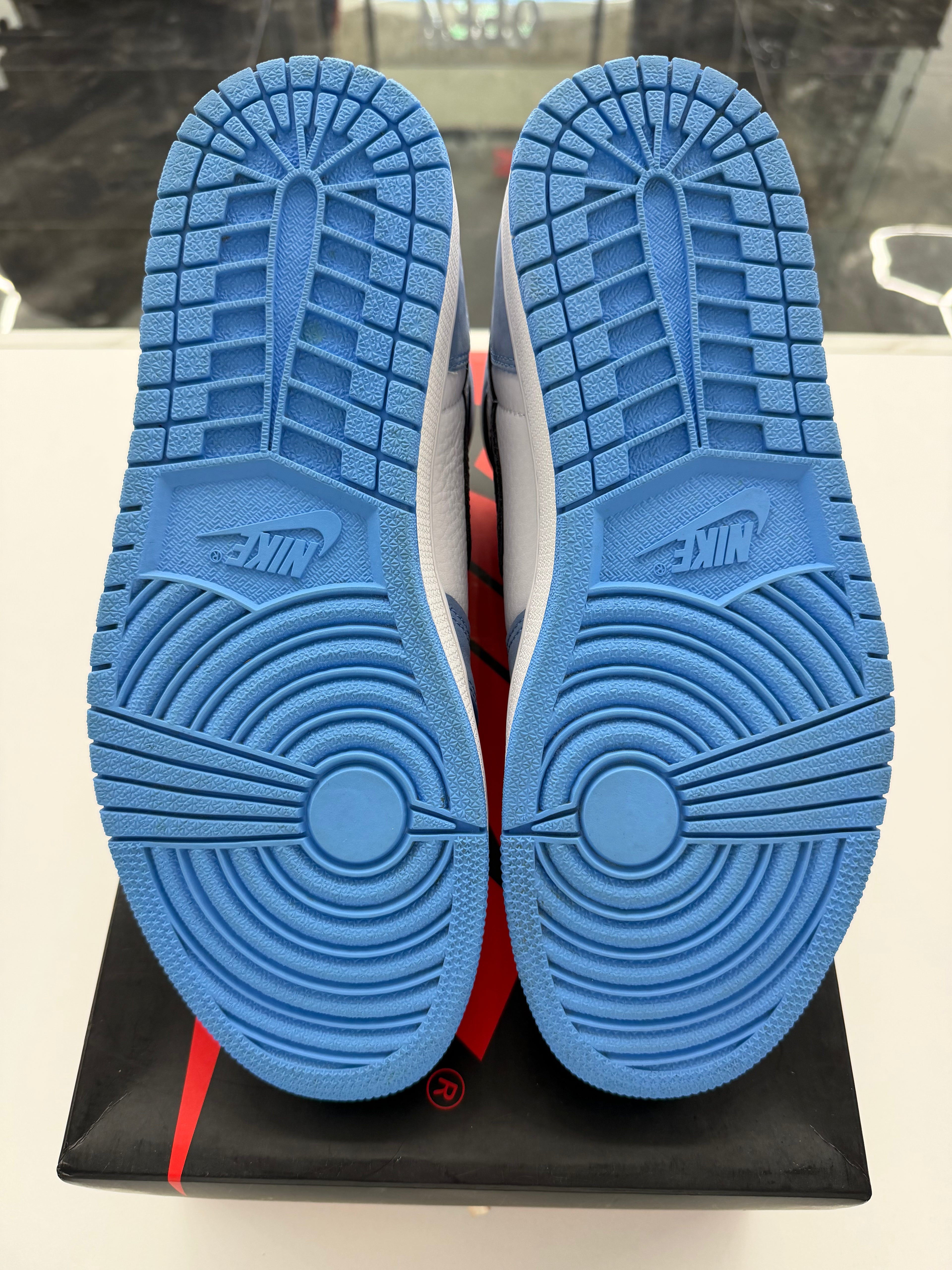 Jordan 1 Retro High OG University Blue