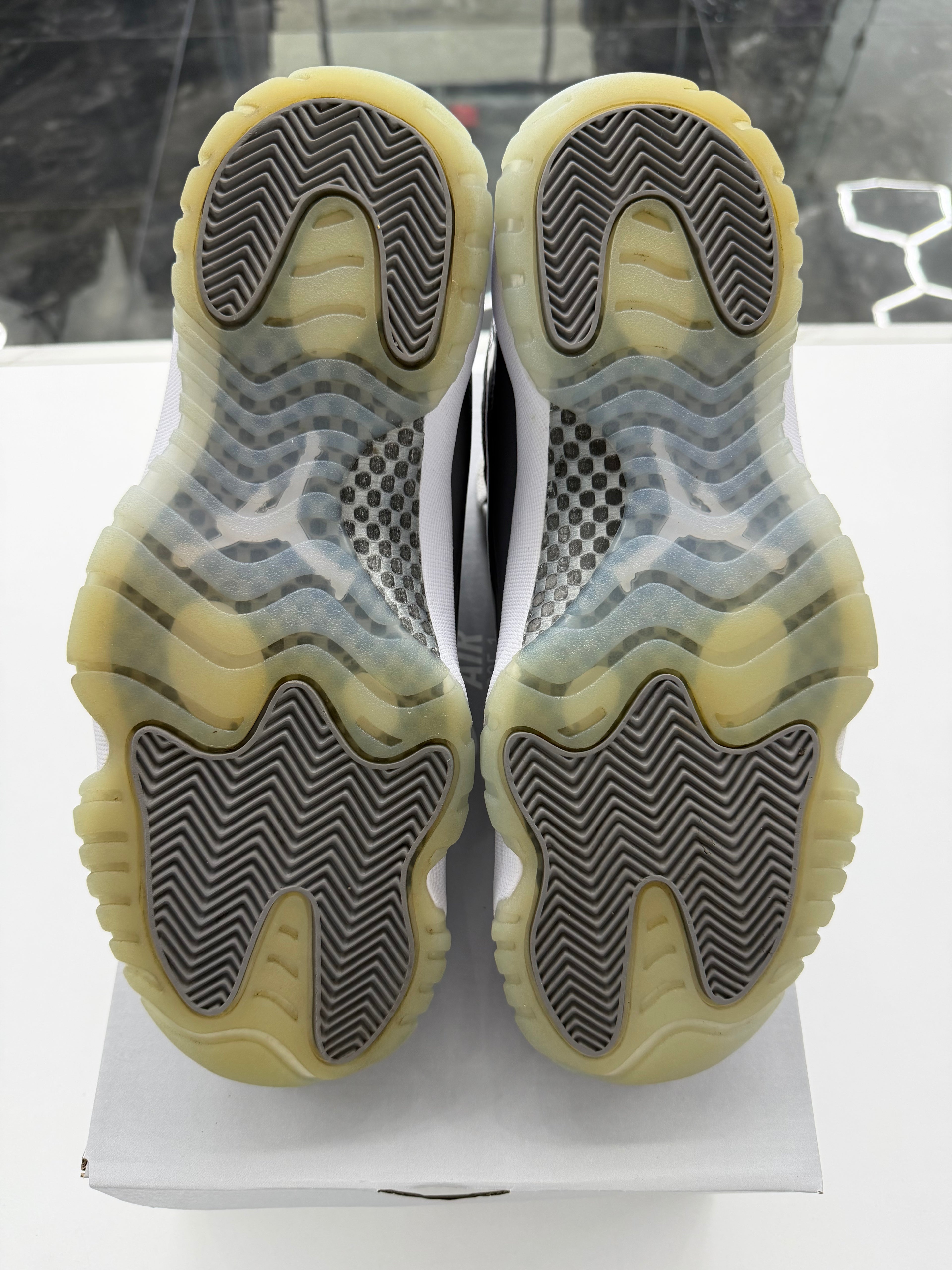 Jordan 11 Retro Cool Grey (REPLACEMENT BOX)