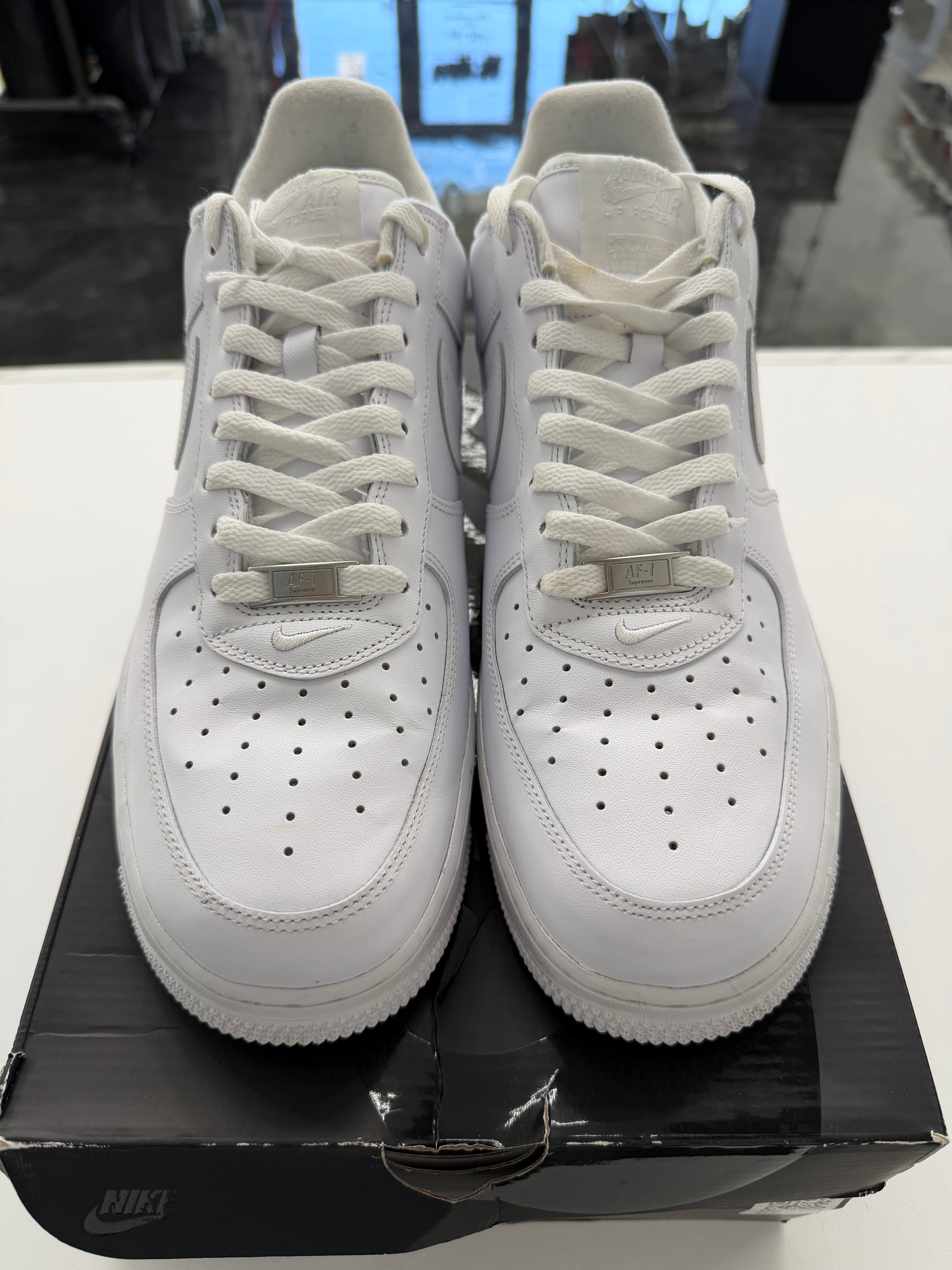 Air Force 1 Low Supreme White