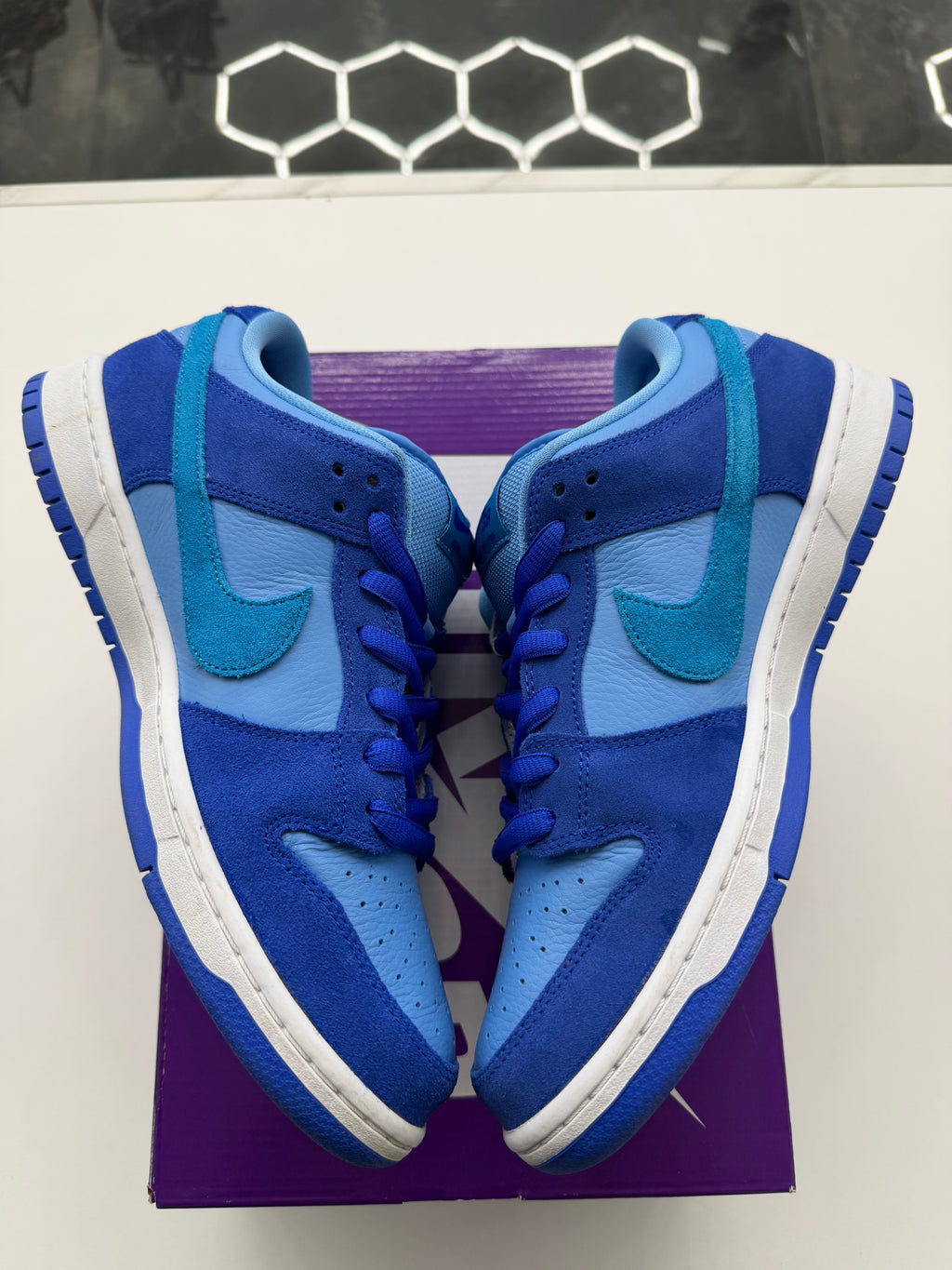 SB Dunk Low Blue Raspberry