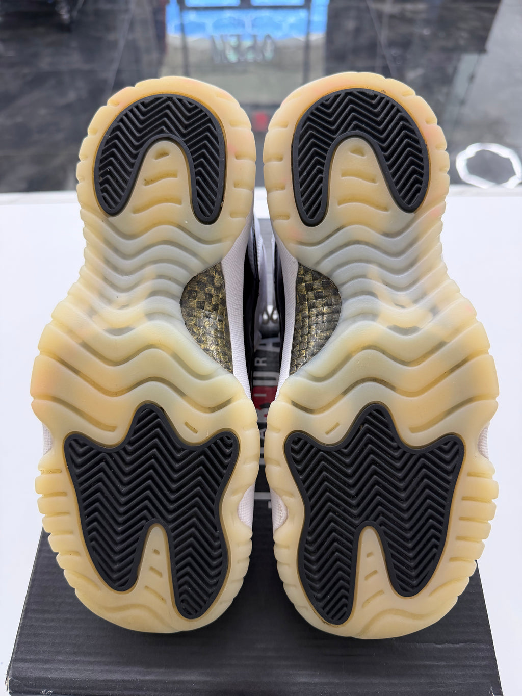 Jordan 11 Retro DMP Gratitude (2023) (GS)