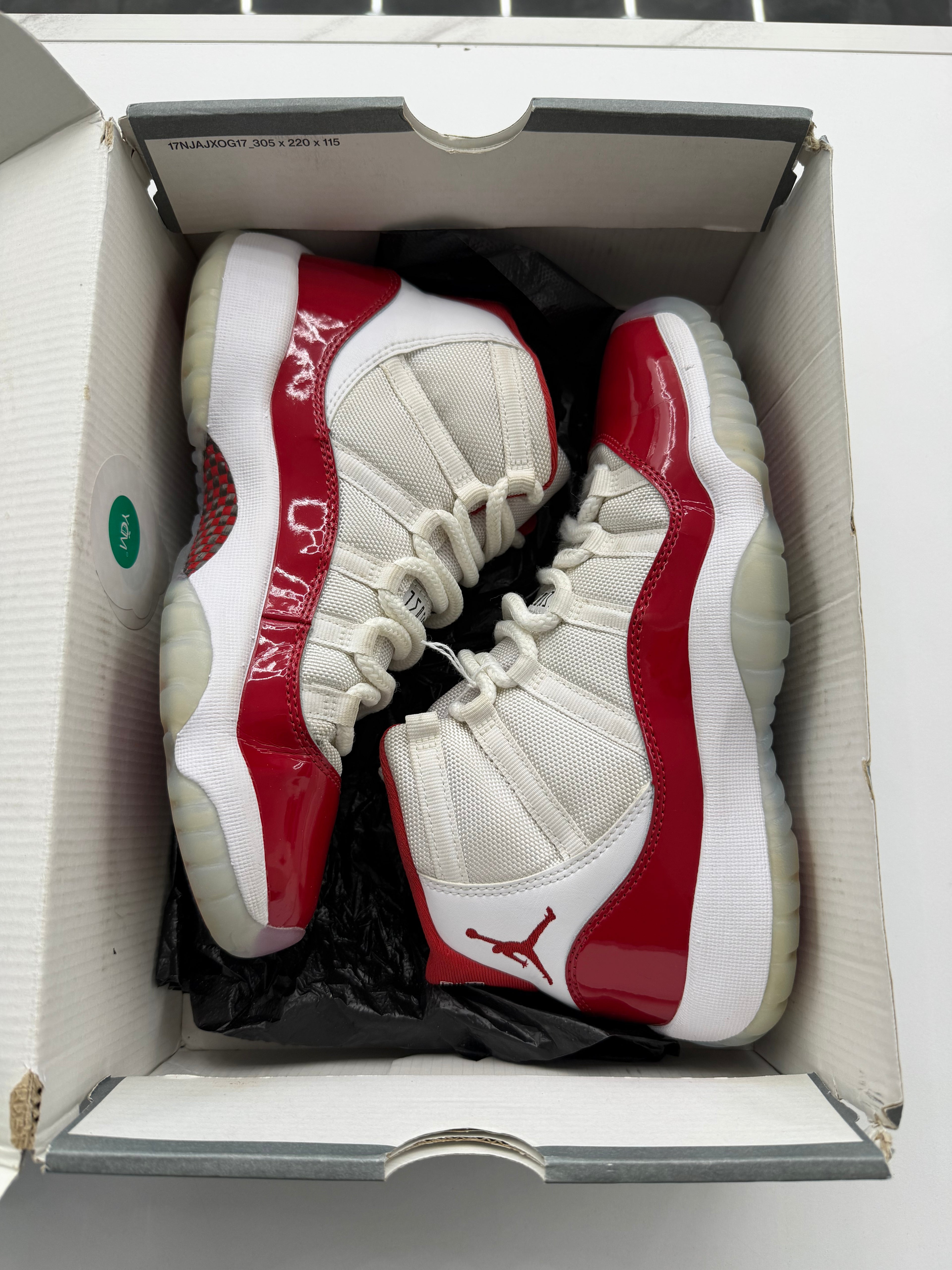 Jordan 11 Retro Cherry (2022) (GS)