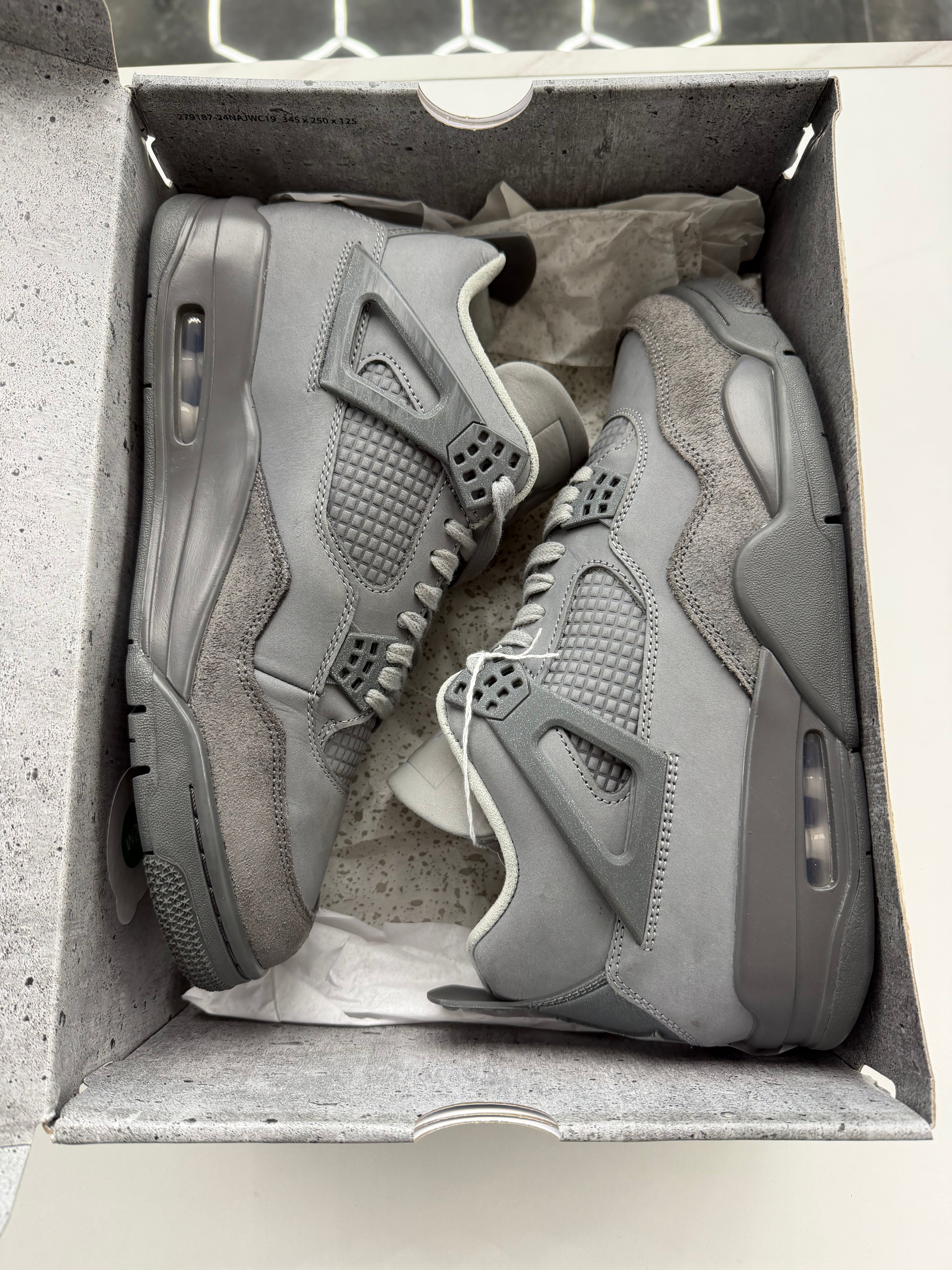 Jordan 4 Retro SE Wet Cement