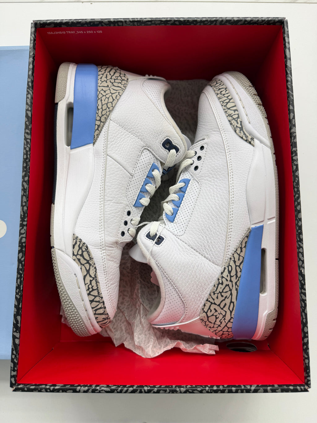 Jordan 3 Retro UNC (2020)