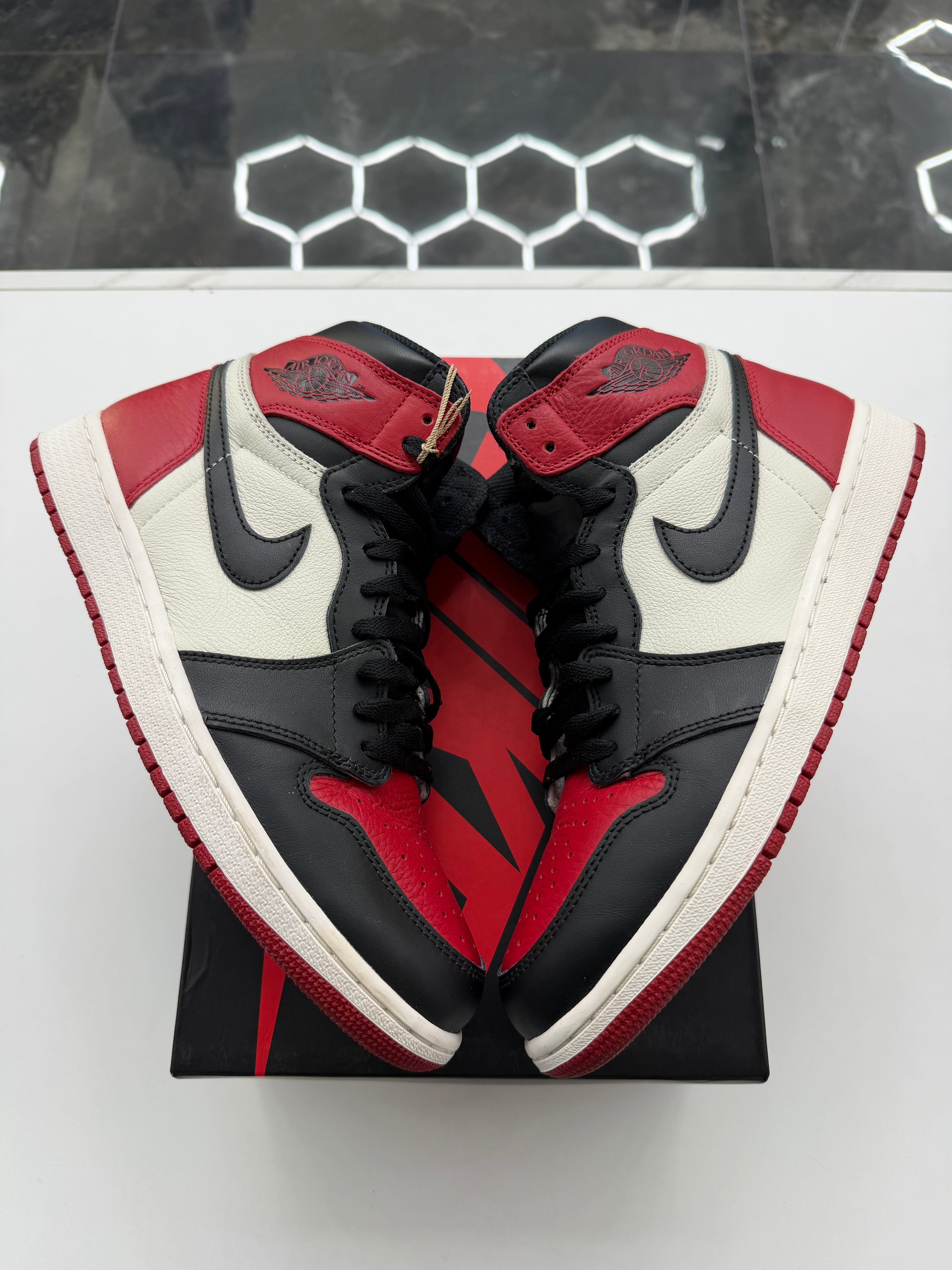 Jordan 1 Retro High Bred Toe