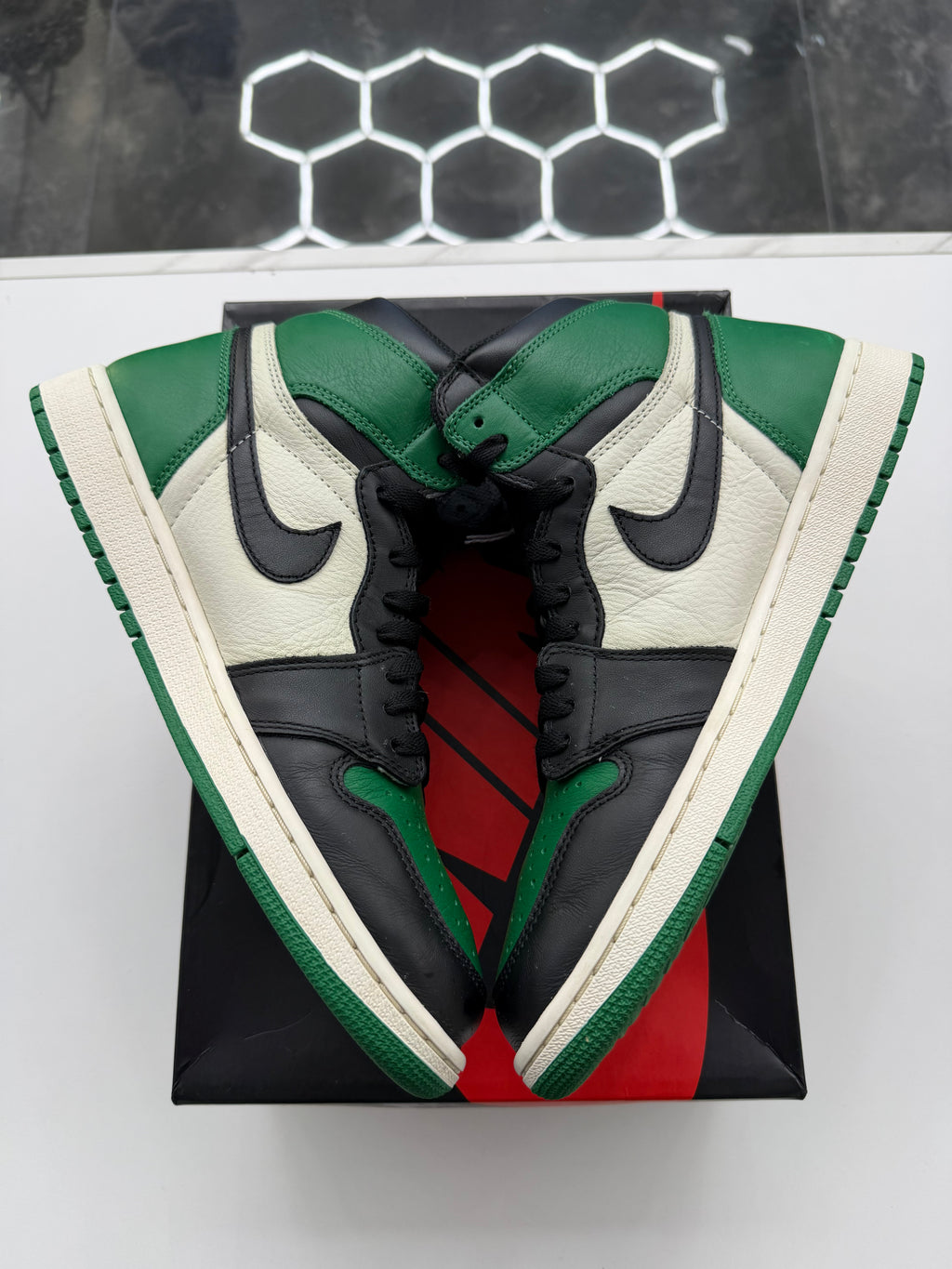 Jordan 1 Retro High Pine Green