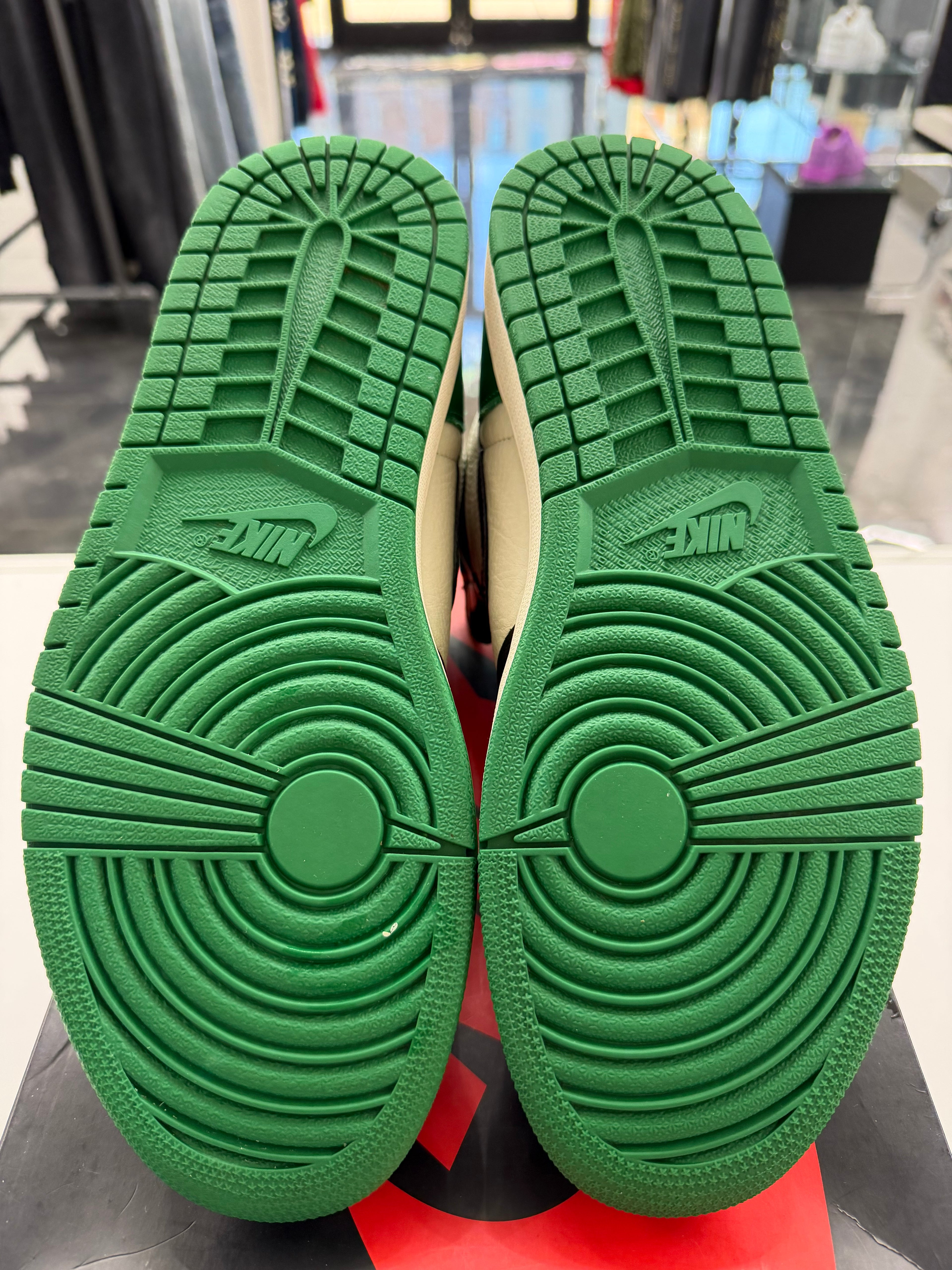 Jordan 1 Retro High Pine Green