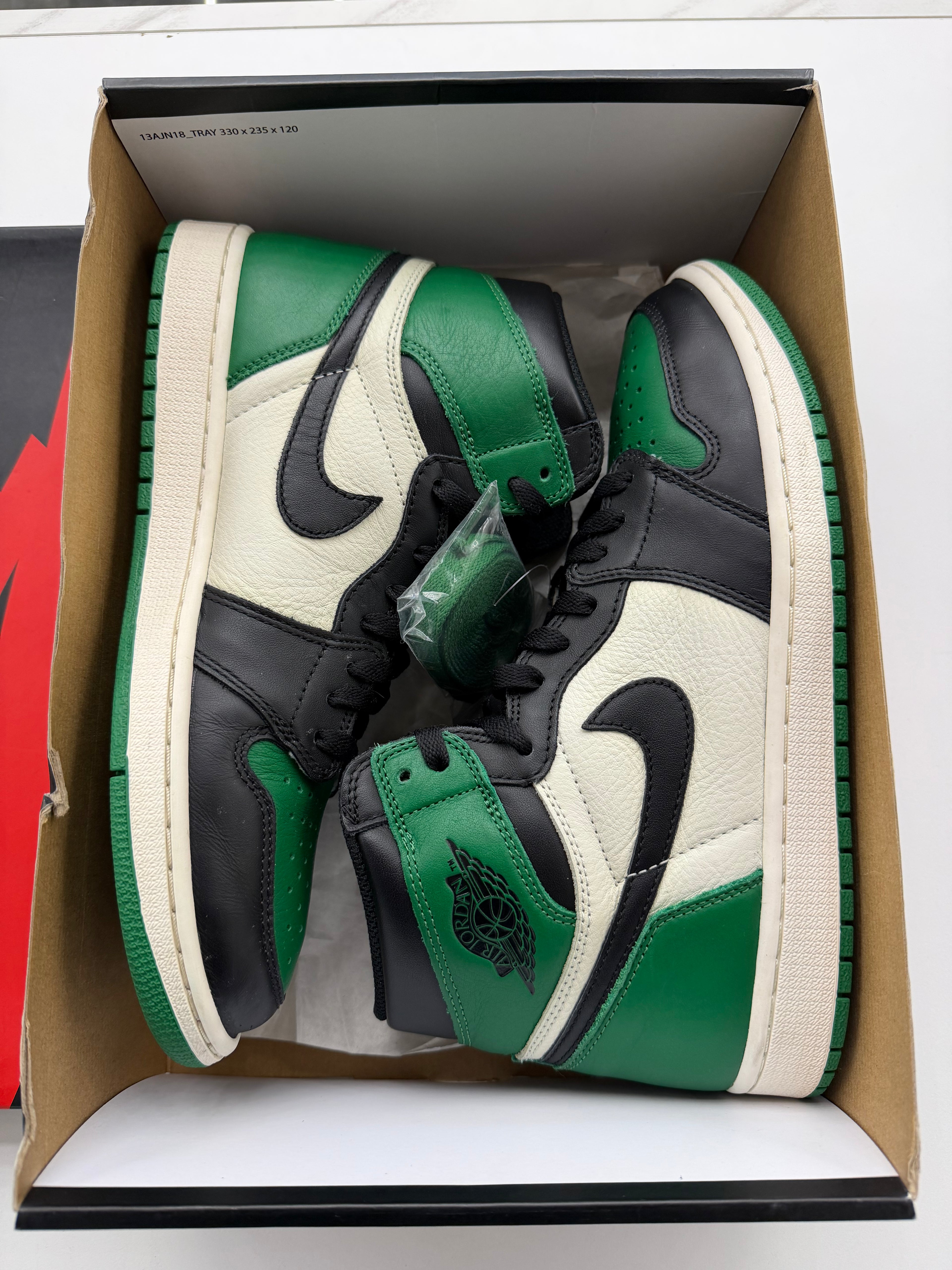 Jordan 1 Retro High Pine Green