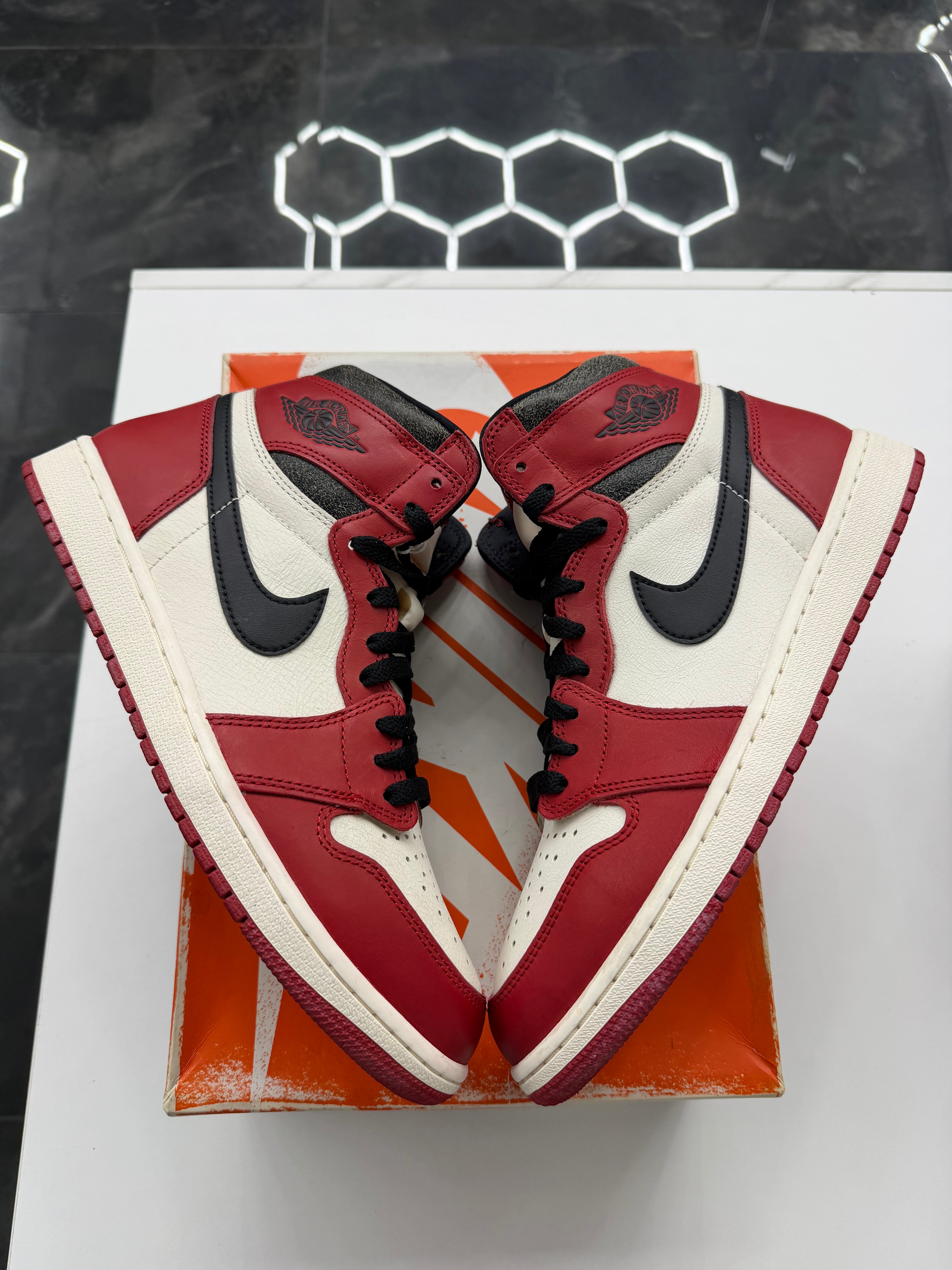 Jordan 1 Retro High OG Chicago Lost and Found