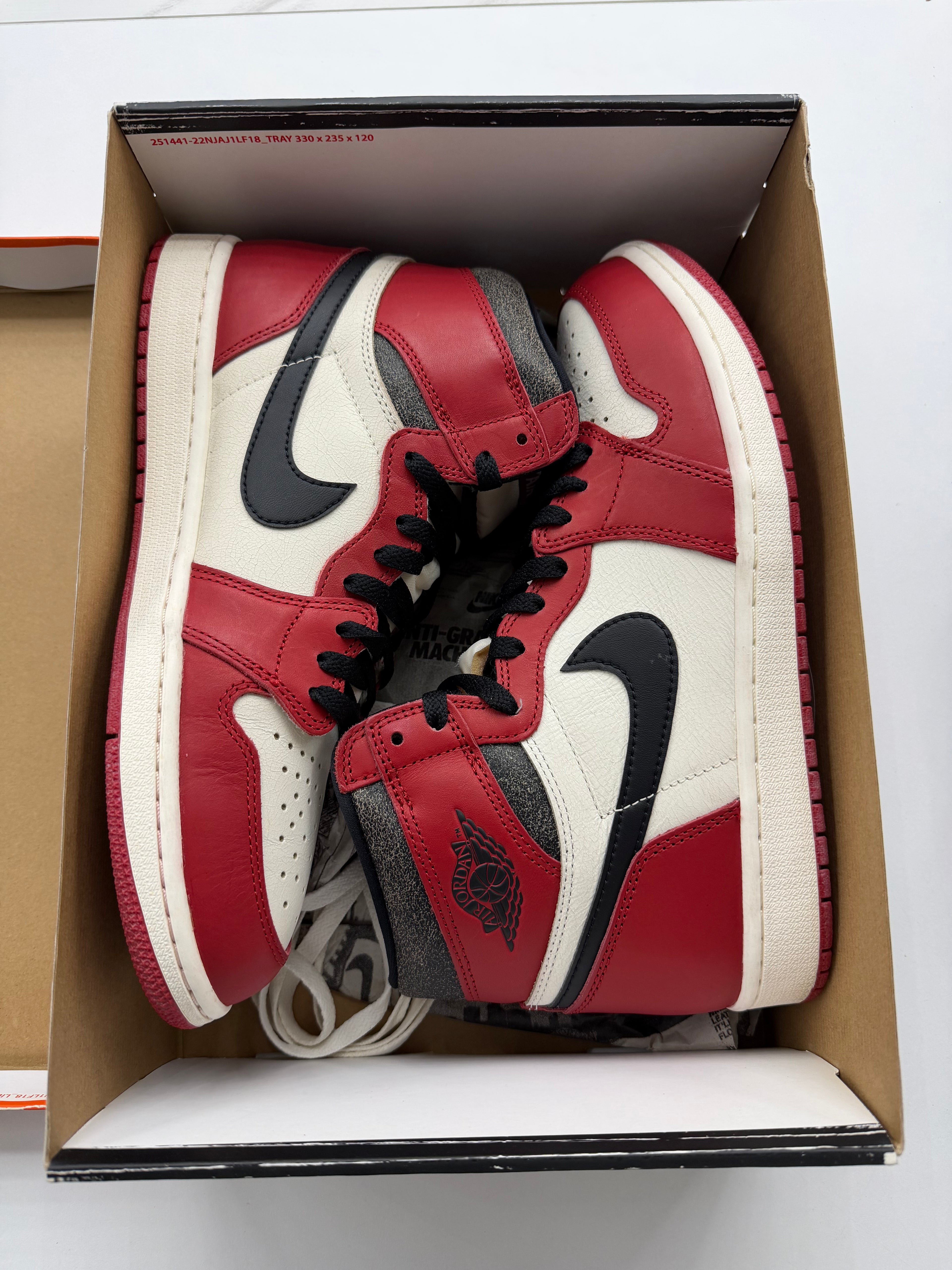 Jordan 1 Retro High OG Chicago Lost and Found