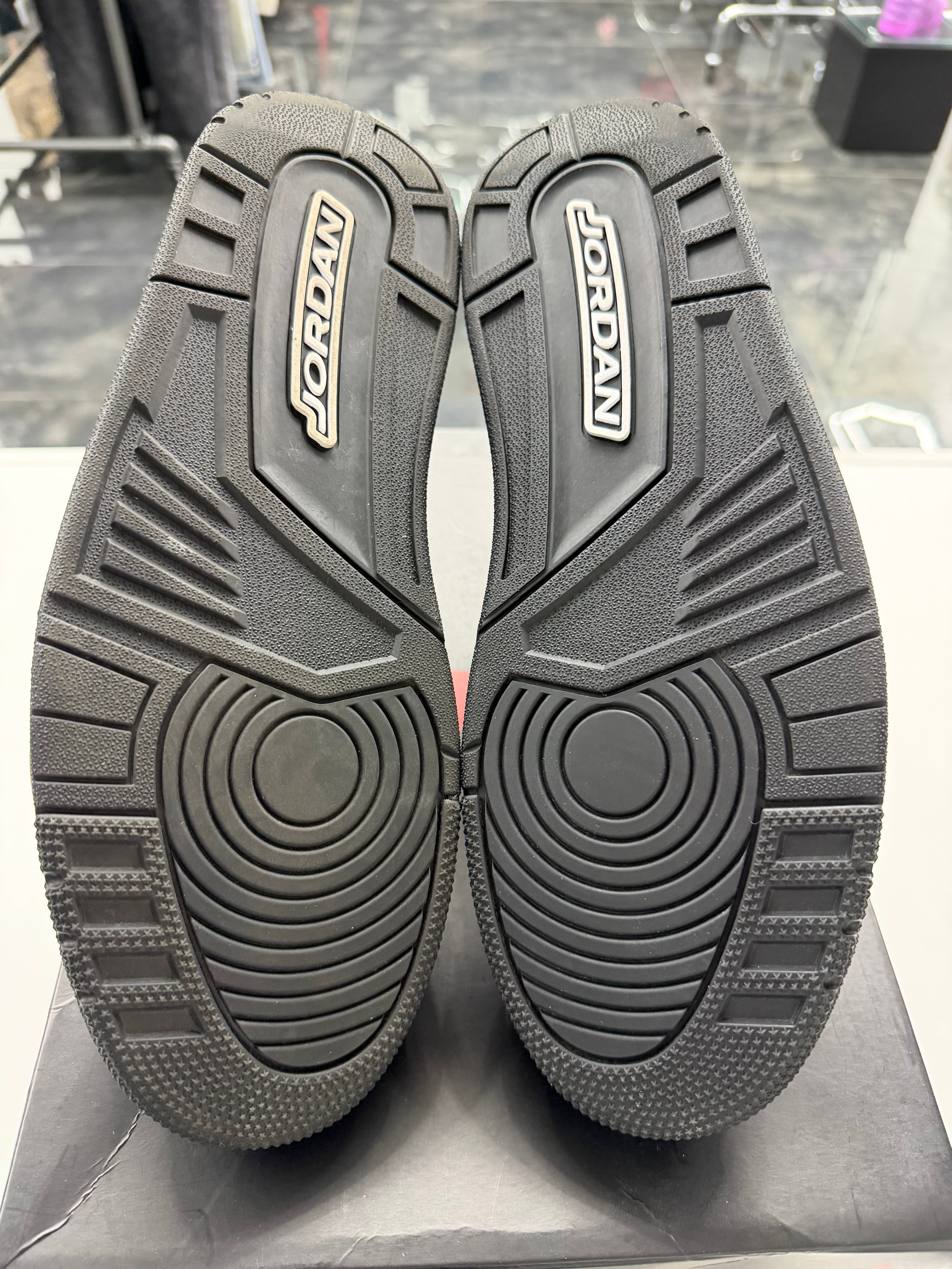 Jordan 3 Retro Black Cat (2025)